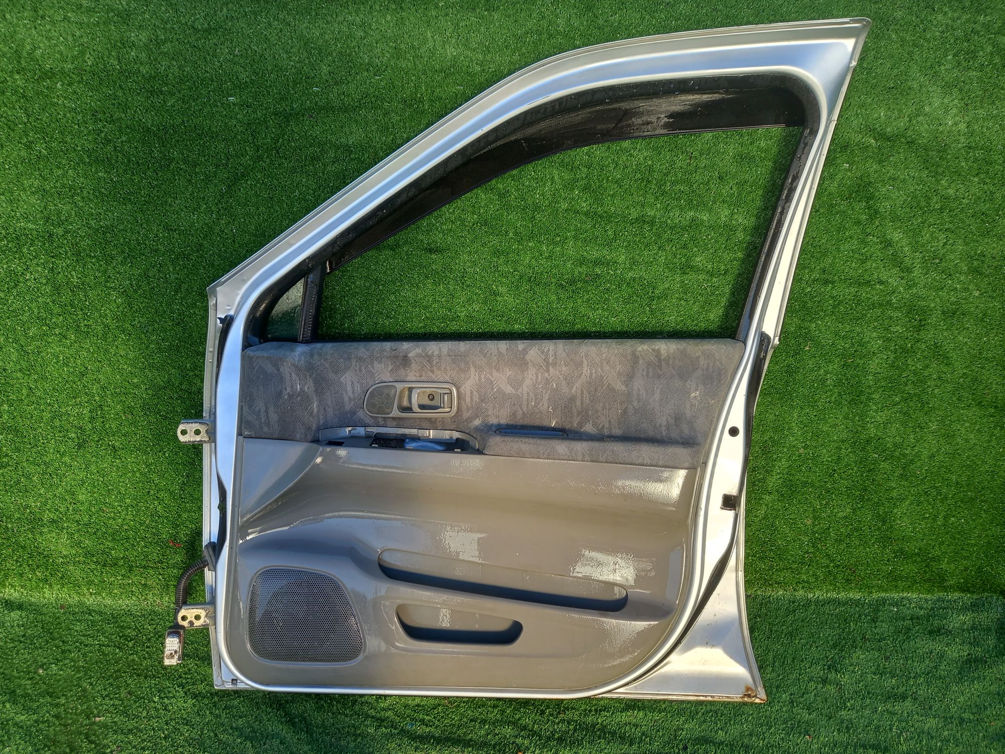 156 дверь F/R на NISSAN RNESSA N30, 8000 рублей, Невинномысск