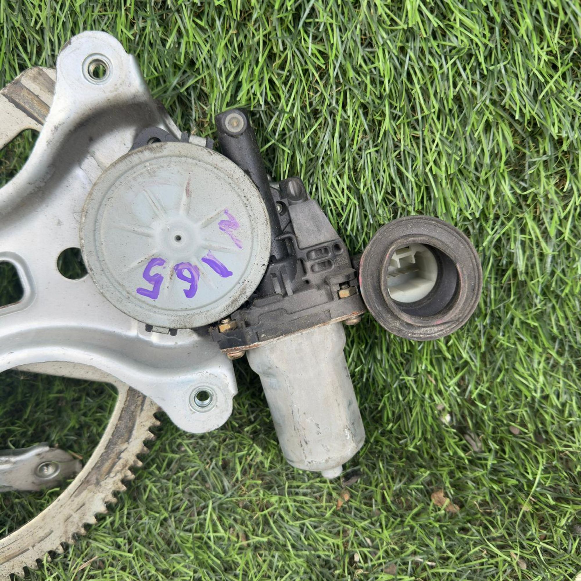 165 Стеклоподъемник передней правой двери TOYOTA WISH ZNE10, 4000 рублей, Невинномысск