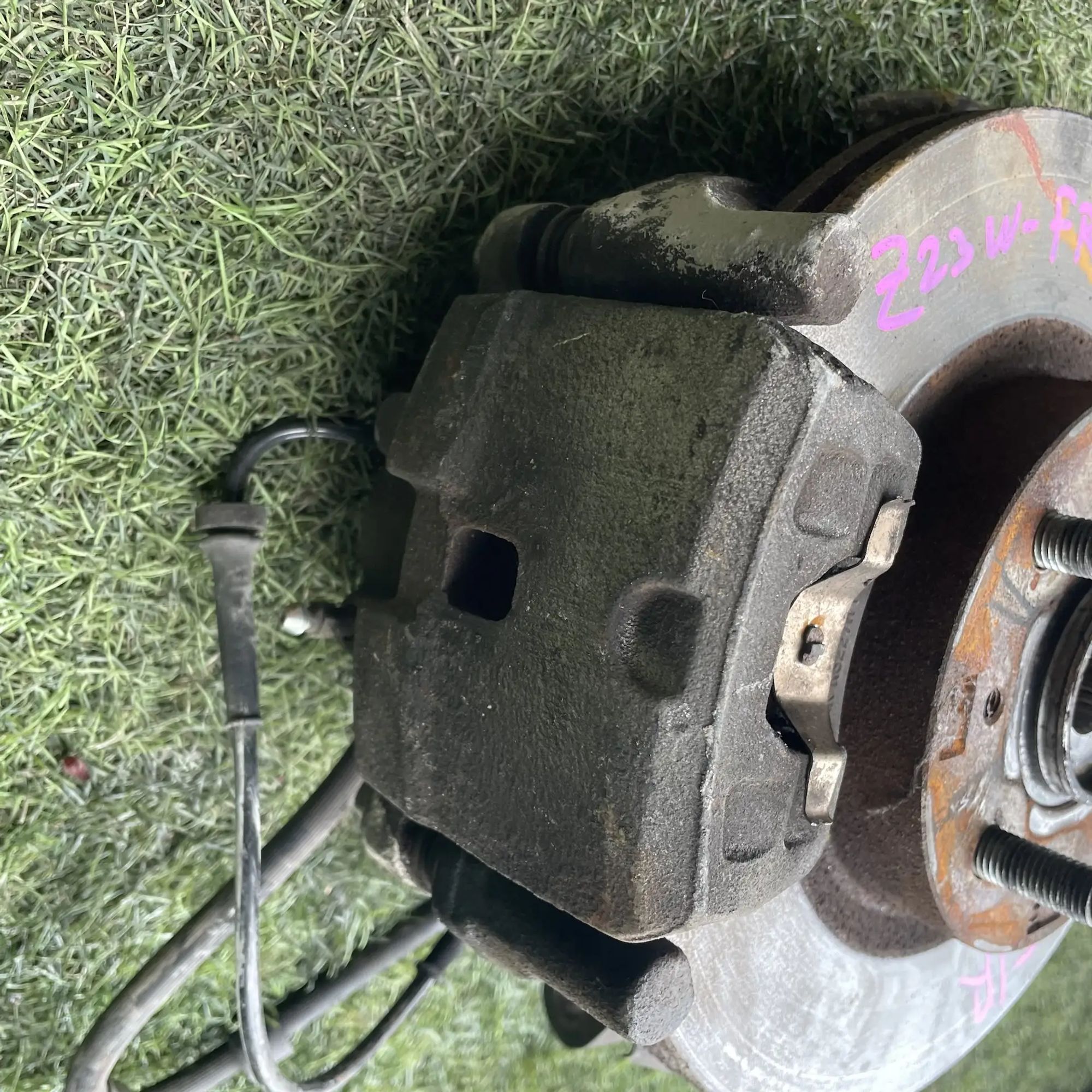https://ycs.partsauto.market/partsauto-images/thmbs/userImages/772e461030aea93f4dbb6447c0f924d3/part/6e7d35b3-dbbd-4e9f-8d2d-4693e1af19e9_1779257694380.jpg
