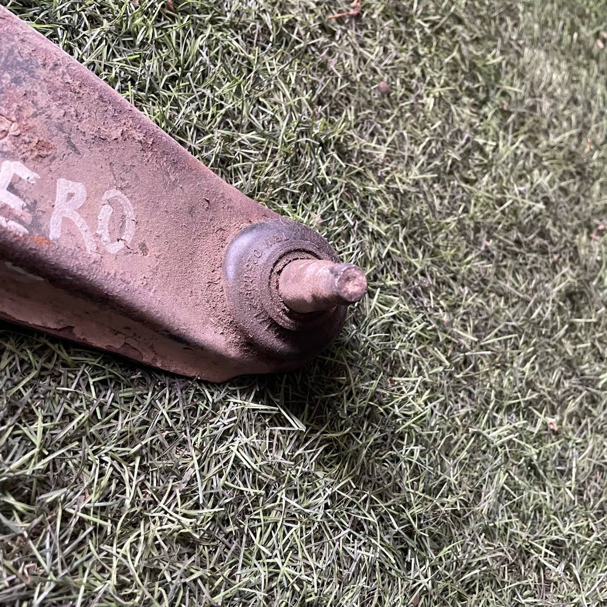 17 Рычаг передний правый нижний MITSUBISHI LIBERO CB8V, 3500 рублей, Невинномысск