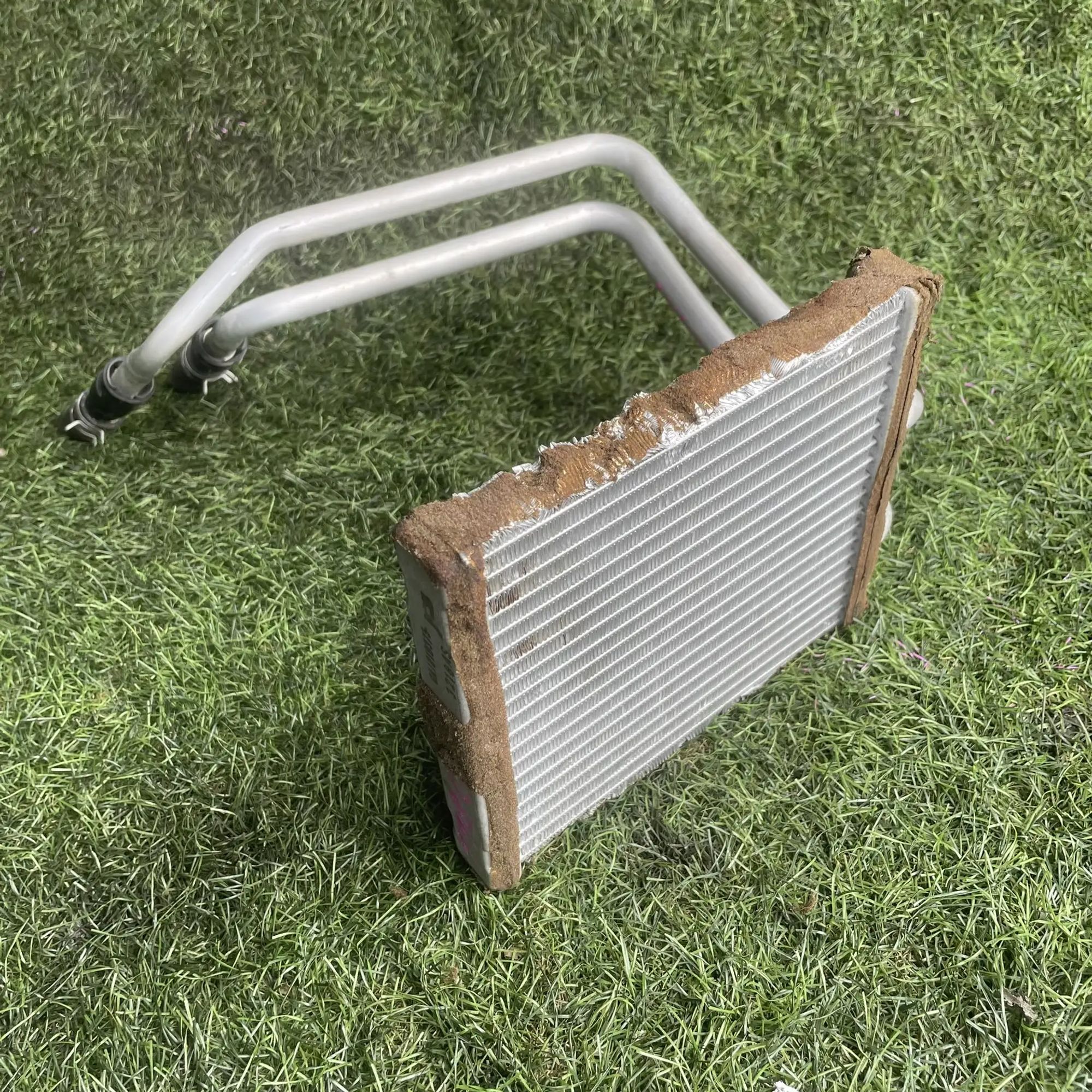https://ycs.partsauto.market/partsauto-images/thmbs/userImages/772e461030aea93f4dbb6447c0f924d3/part/6f248446-ecab-4523-8b6b-066303542495_1776691060213.jpg