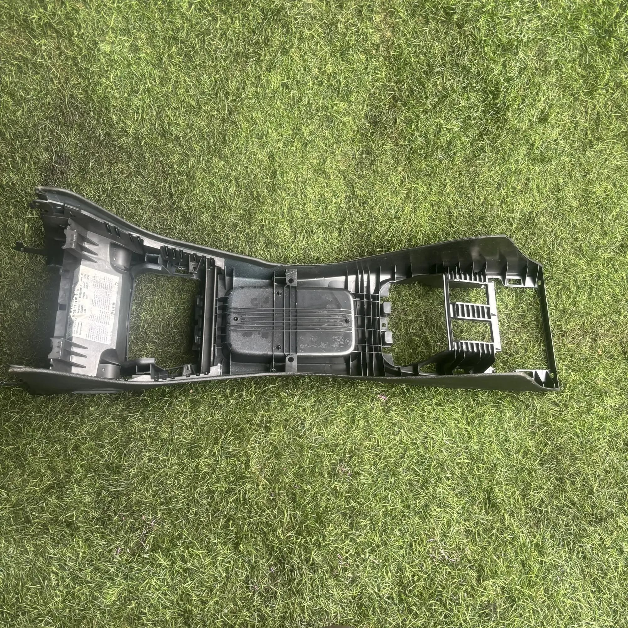 https://ycs.partsauto.market/partsauto-images/thmbs/userImages/772e461030aea93f4dbb6447c0f924d3/part/6f6a2670-2a55-4a24-9418-b486ebf18442_1776770022587.jpg