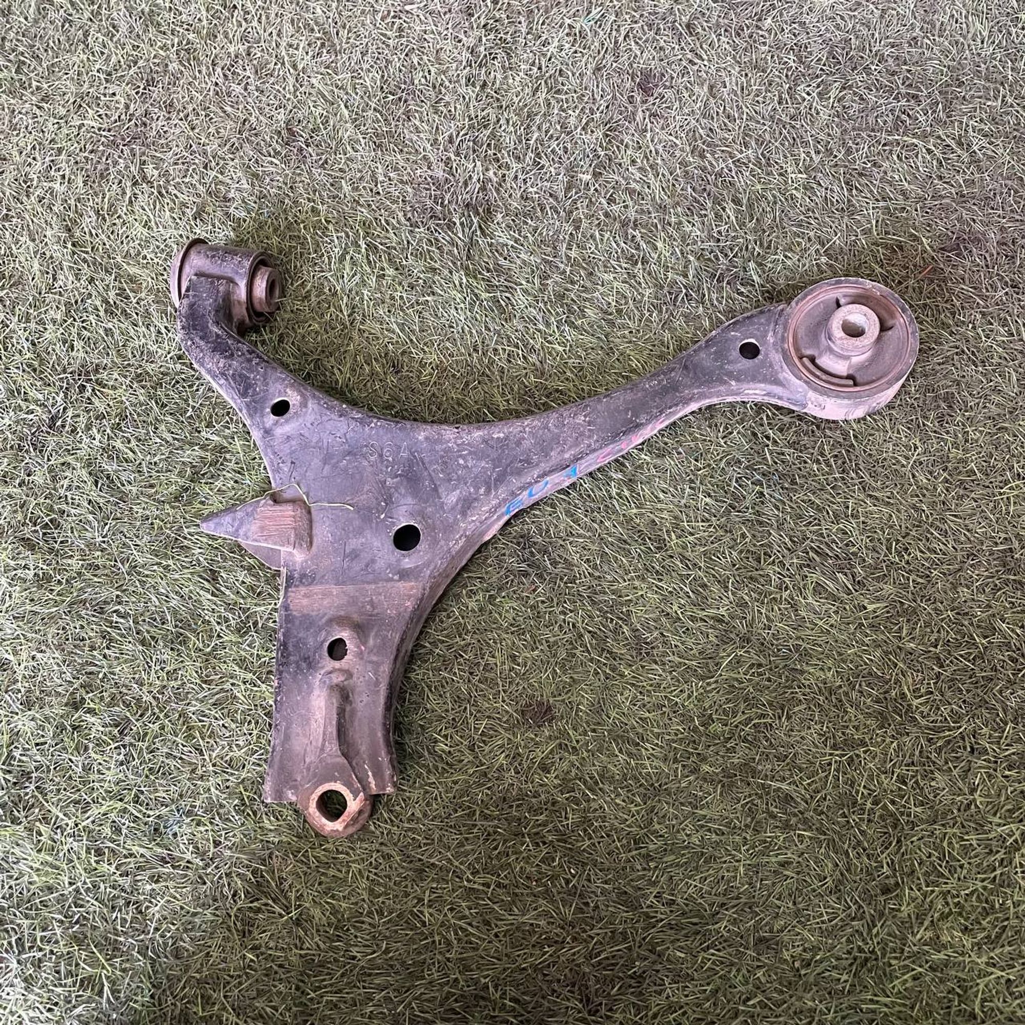 487 Рычаг передний правый нижний HONDA CIVIC EU1, 4000 рублей, Невинномысск