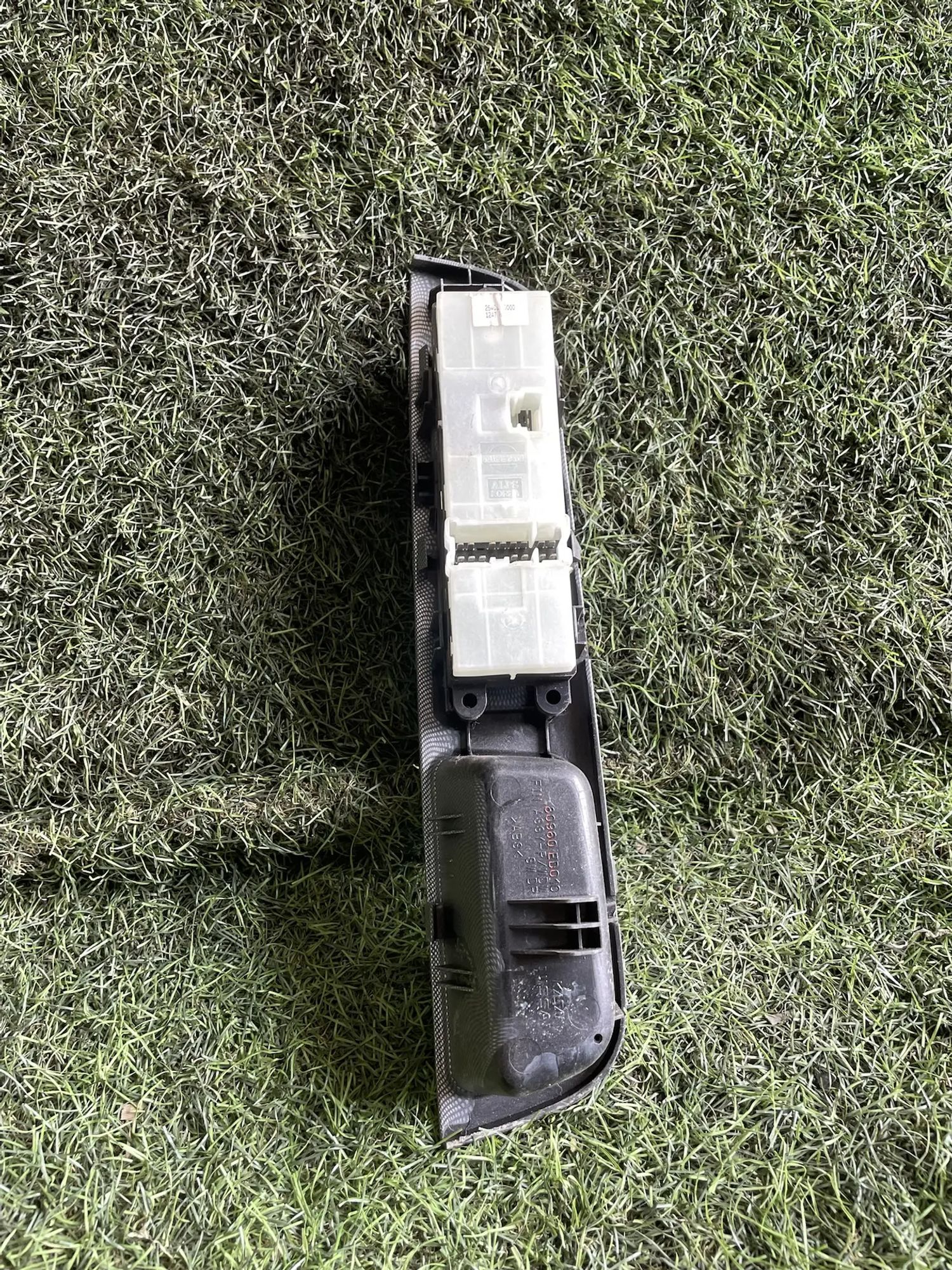 https://ycs.partsauto.market/partsauto-images/thmbs/userImages/772e461030aea93f4dbb6447c0f924d3/part/7005286a-91f9-4b2c-befc-6f33c800937f_1778674834382.jpg