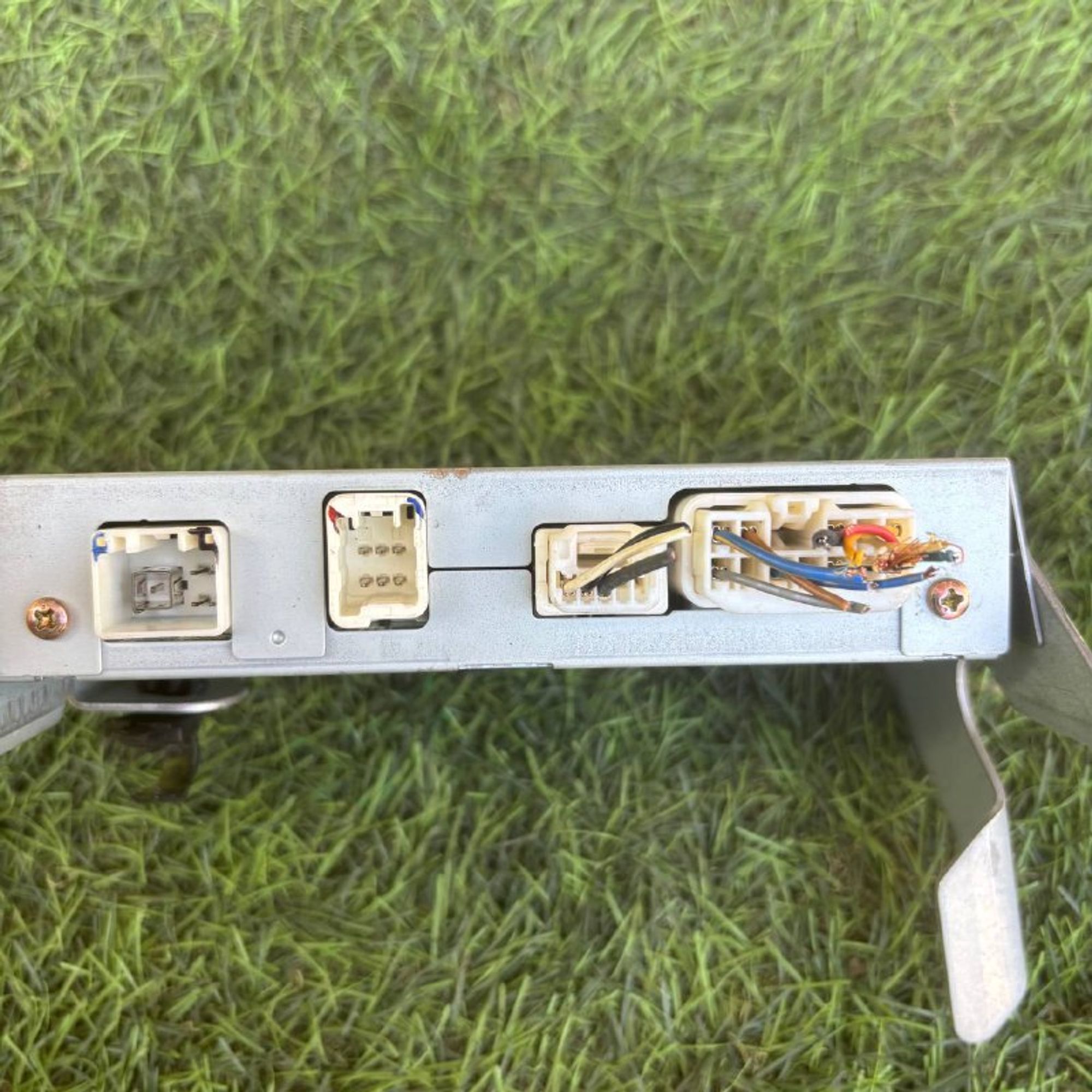 https://ycs.partsauto.market/partsauto-images/thmbs/userImages/772e461030aea93f4dbb6447c0f924d3/part/70890788-1132-4afb-8008-da57518ddc8b_1773830963244.jpg