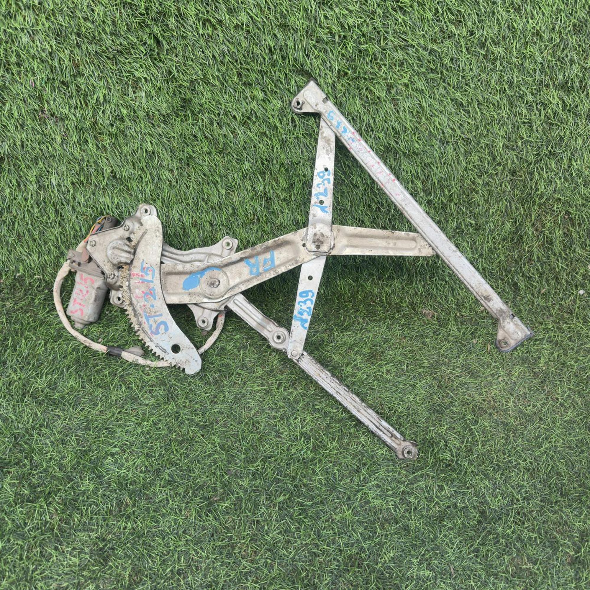 239 Стеклоподъемник передней правой двери TOYOTA CALDINA ST215, 4500 рублей, Невинномысск