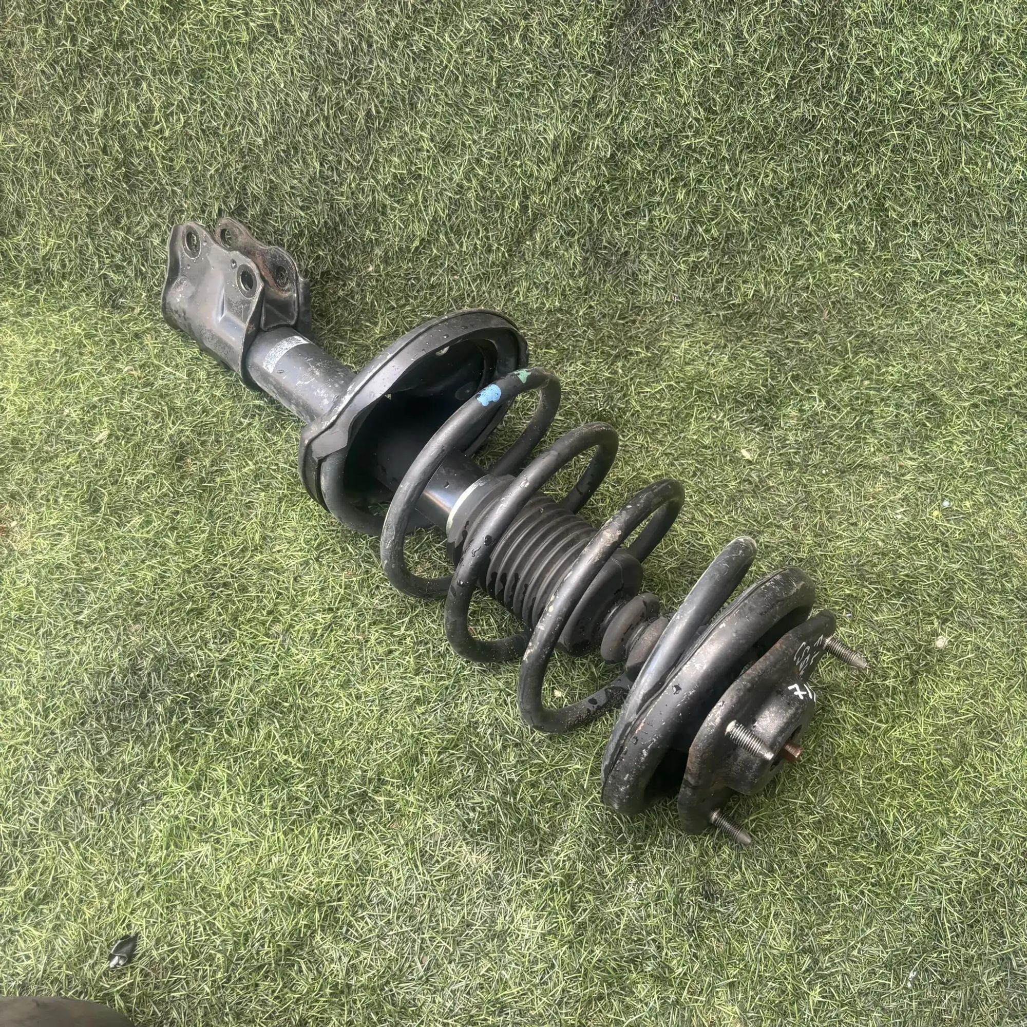 https://ycs.partsauto.market/partsauto-images/thmbs/userImages/772e461030aea93f4dbb6447c0f924d3/part/70c0ac88-f573-4216-a918-46099ced0611_1776922311168.jpg