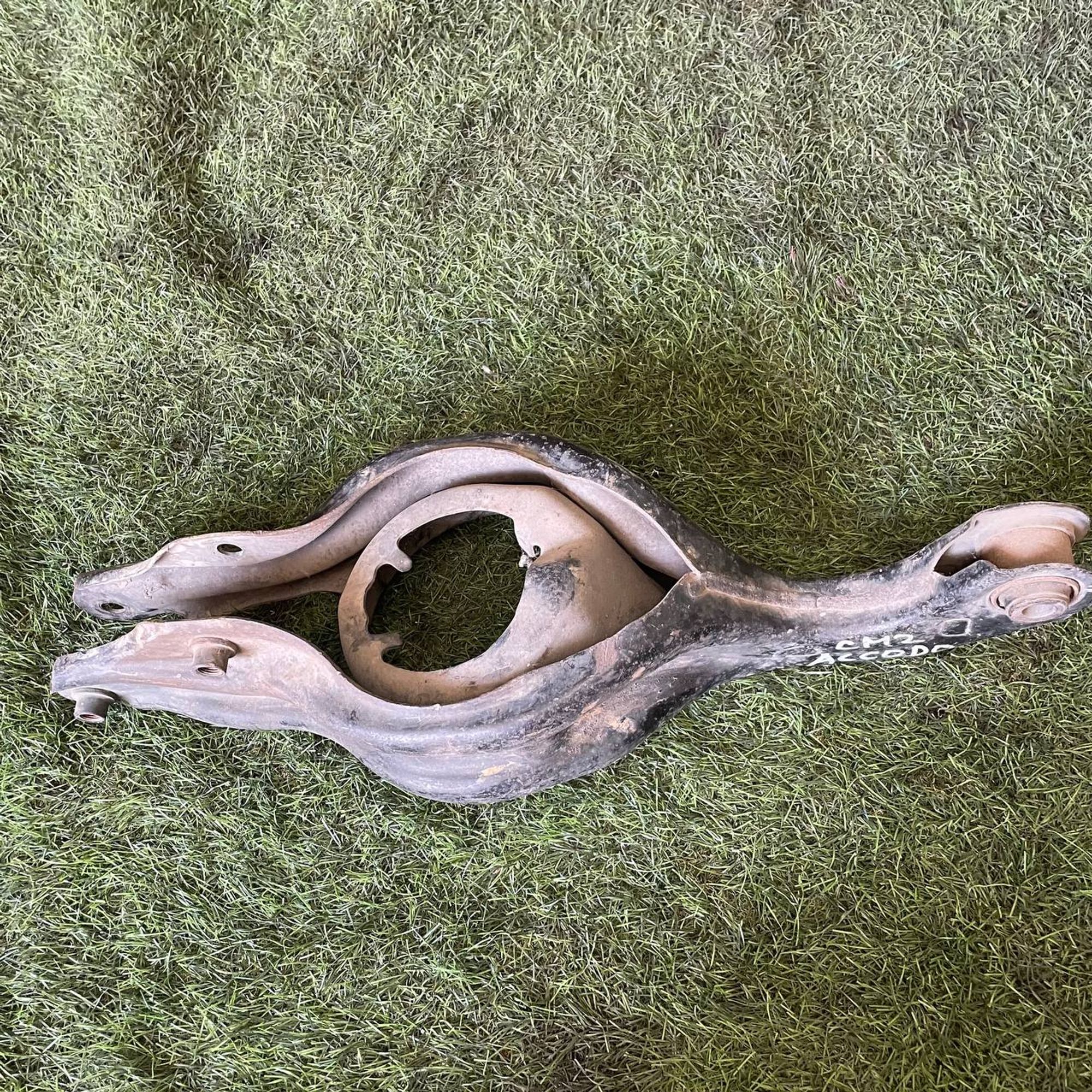 13 Рычаг задний левый нижний Honda Accord CM2, 3000 рублей, Невинномысск