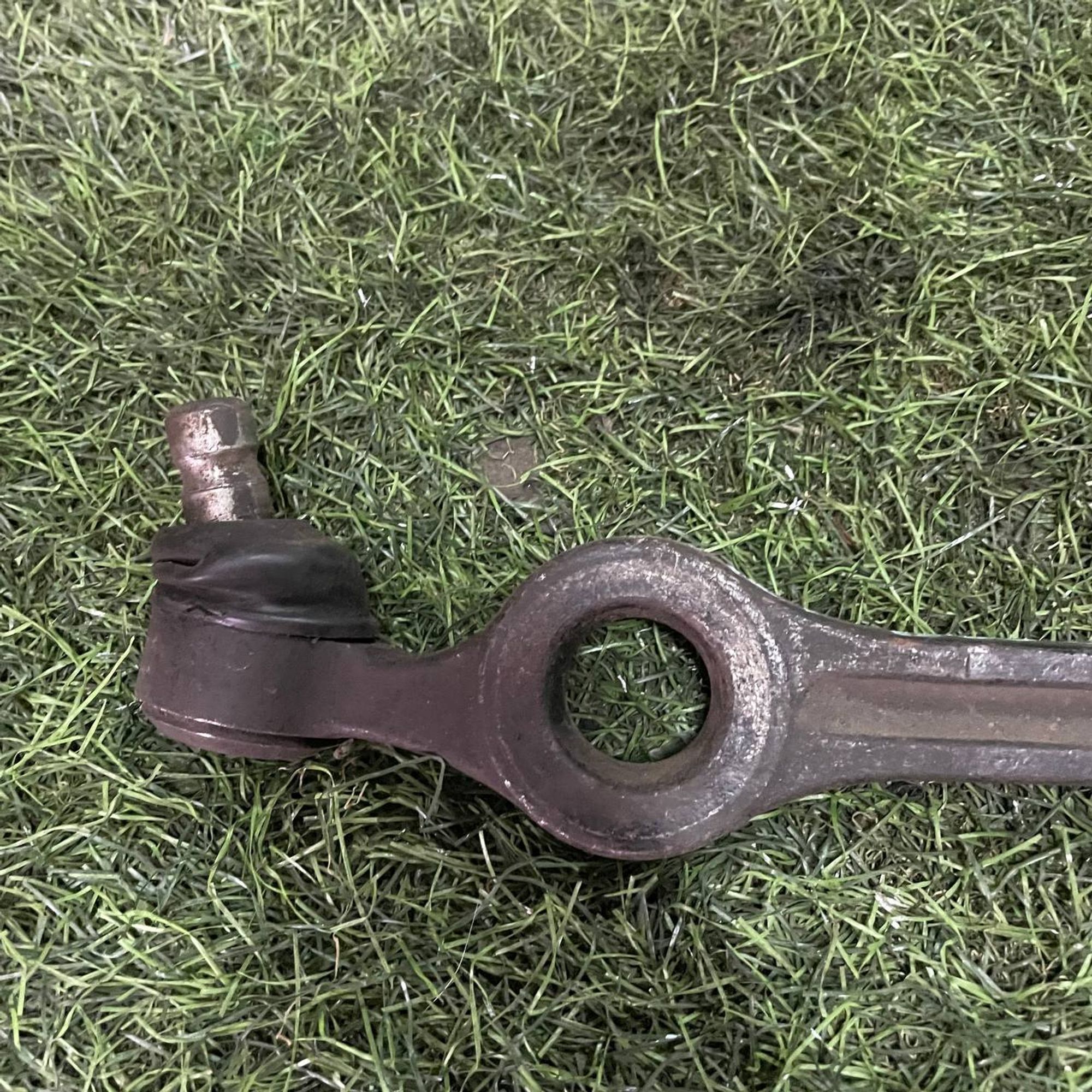 26 Рычаг передний правый нижний Mazda Demio DW3W, 3500 рублей, Невинномысск