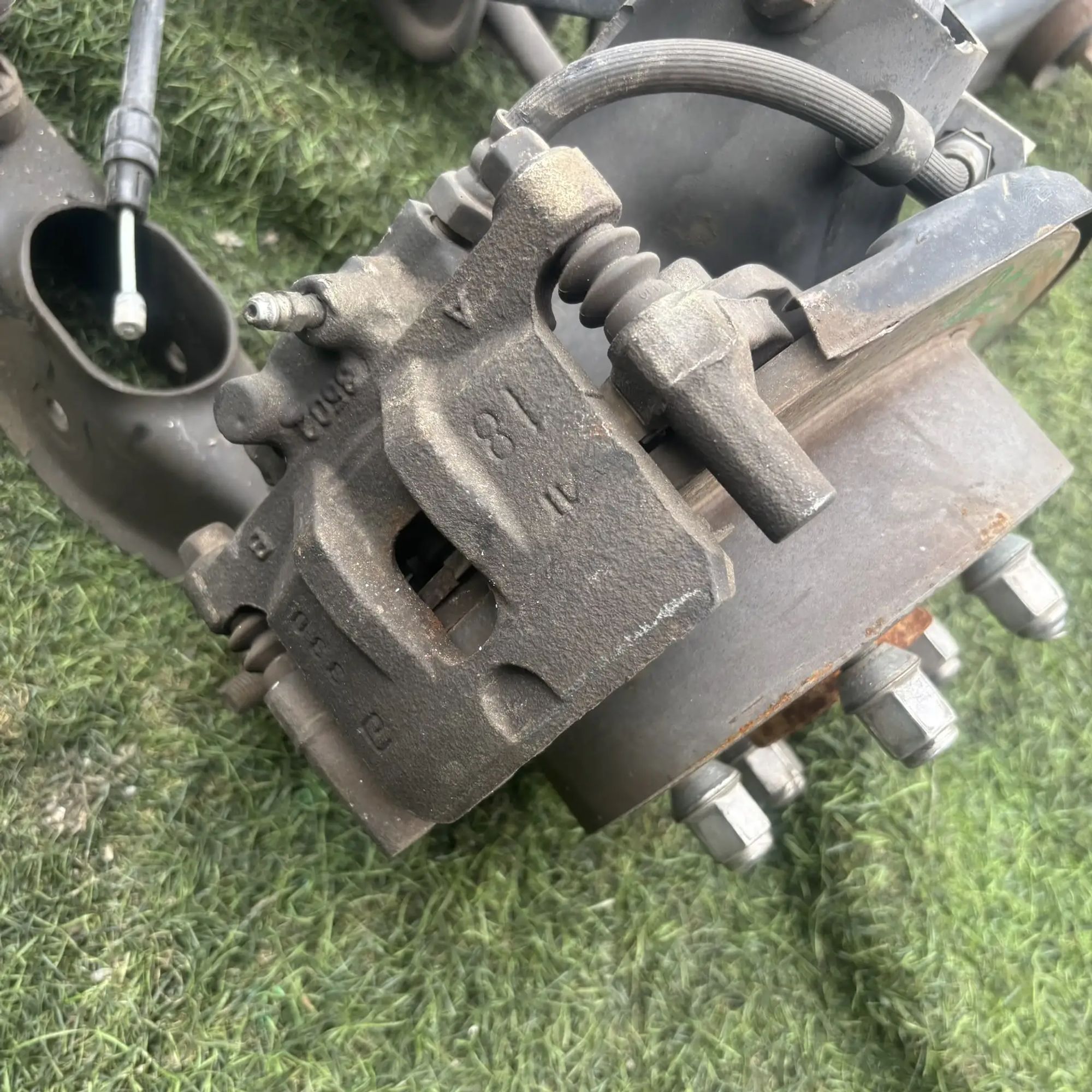 https://ycs.partsauto.market/partsauto-images/thmbs/userImages/772e461030aea93f4dbb6447c0f924d3/part/71402d1b-431d-4302-b233-44e6b95d12e4_1777014791126.jpg