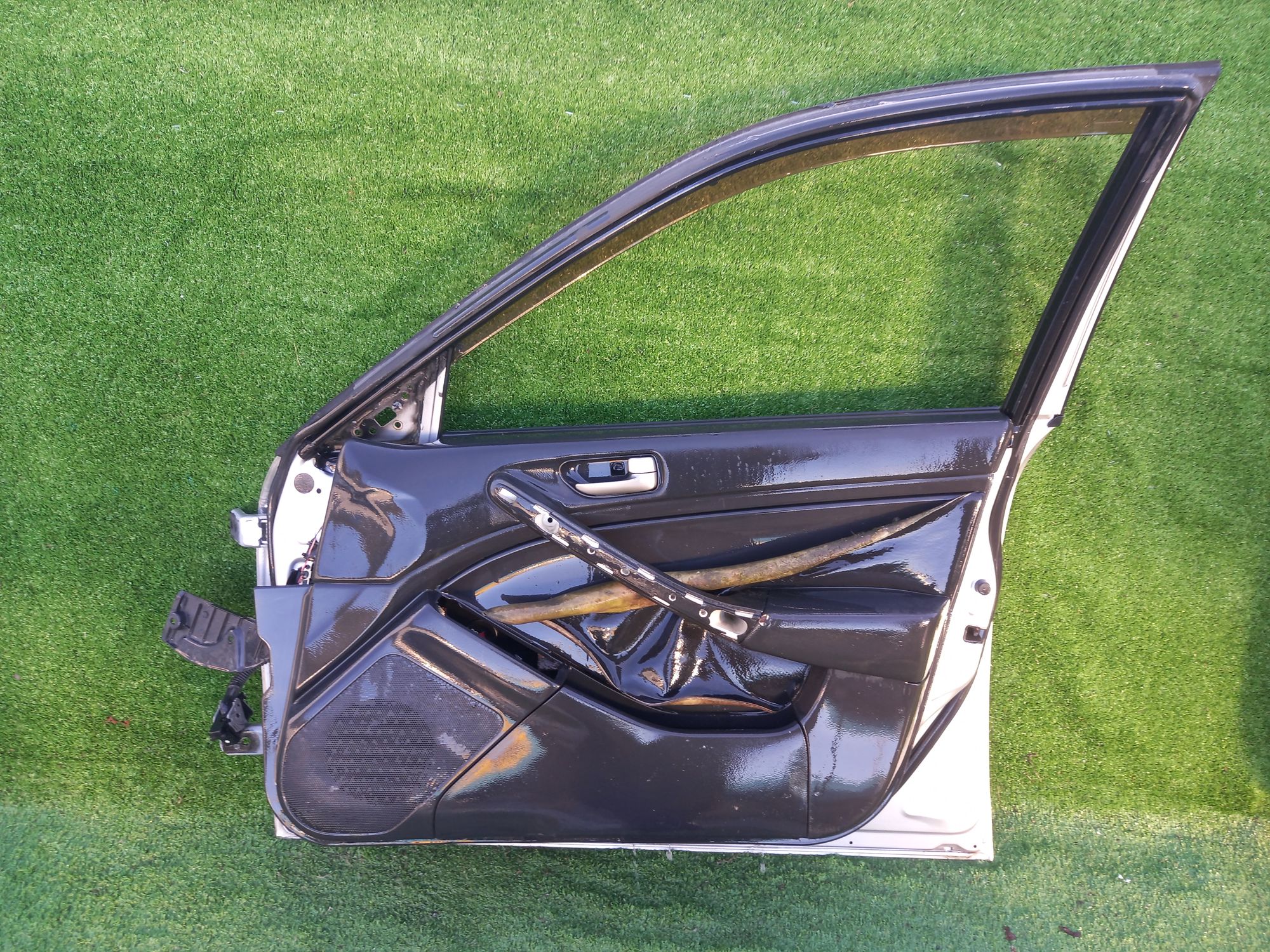 1070 дверь F/R на NISSAN SKYLINE V35, 16500 рублей, Невинномысск