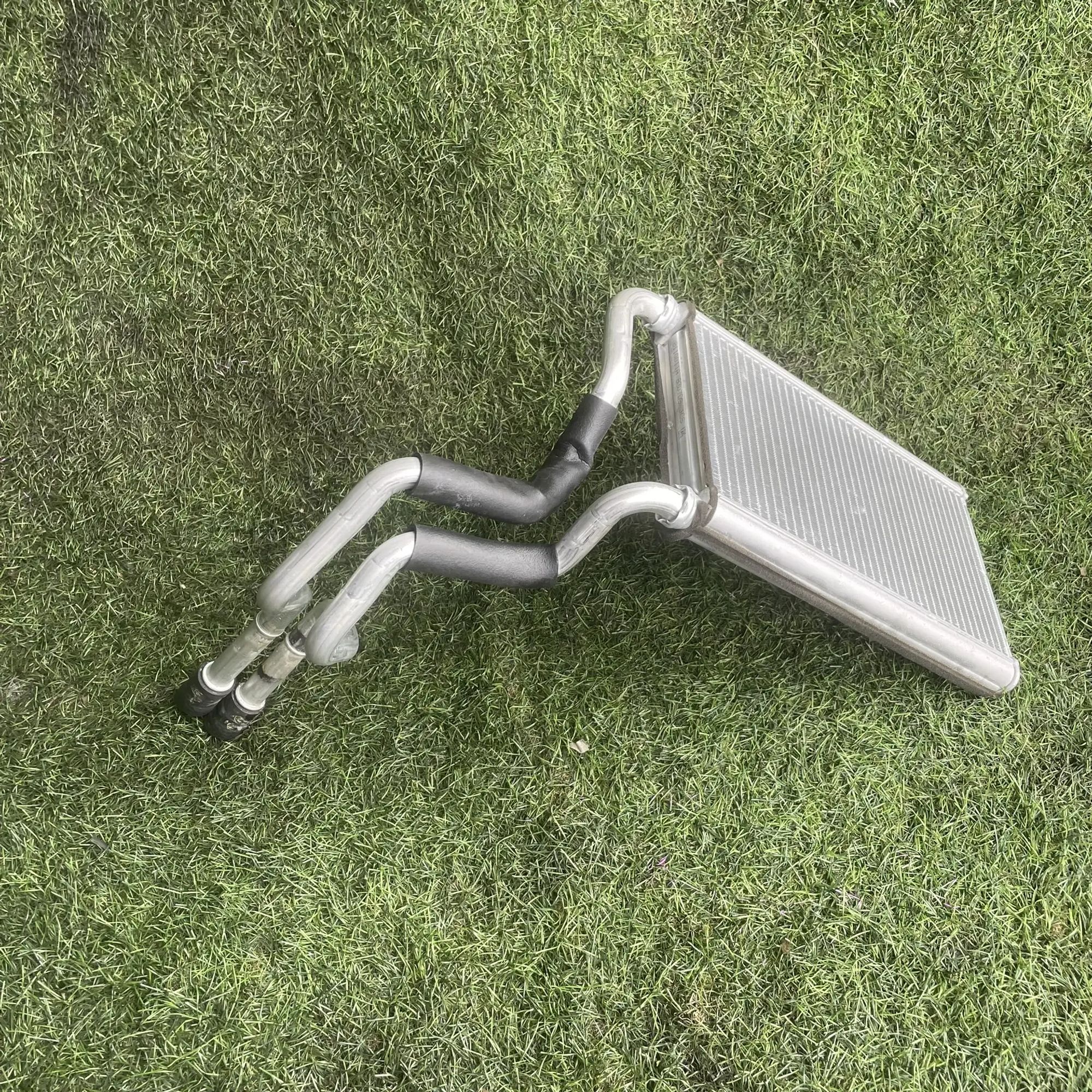 https://ycs.partsauto.market/partsauto-images/thmbs/userImages/772e461030aea93f4dbb6447c0f924d3/part/71b7aeec-abf9-4e31-bc3f-b05390f131e9_1776691786716.jpg