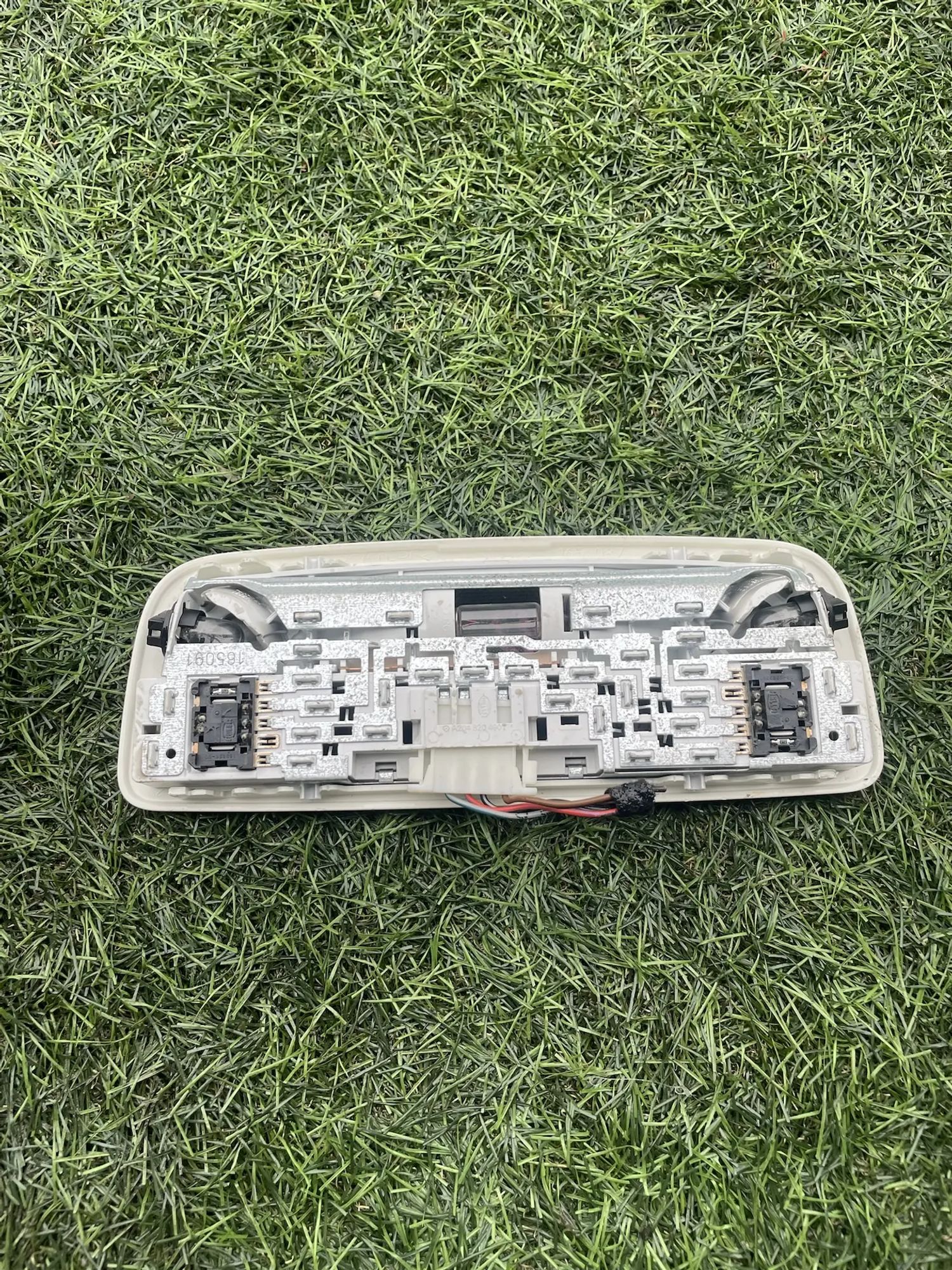 https://ycs.partsauto.market/partsauto-images/thmbs/userImages/772e461030aea93f4dbb6447c0f924d3/part/71e36e35-ded1-48c4-a697-869d3d496c7c_1778939450973.jpg
