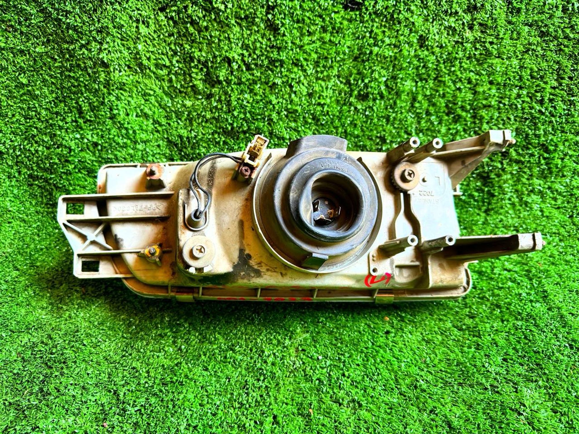 68 фара на MITSUBISHI LIBERO CB8V, 4000 рублей, Невинномысск