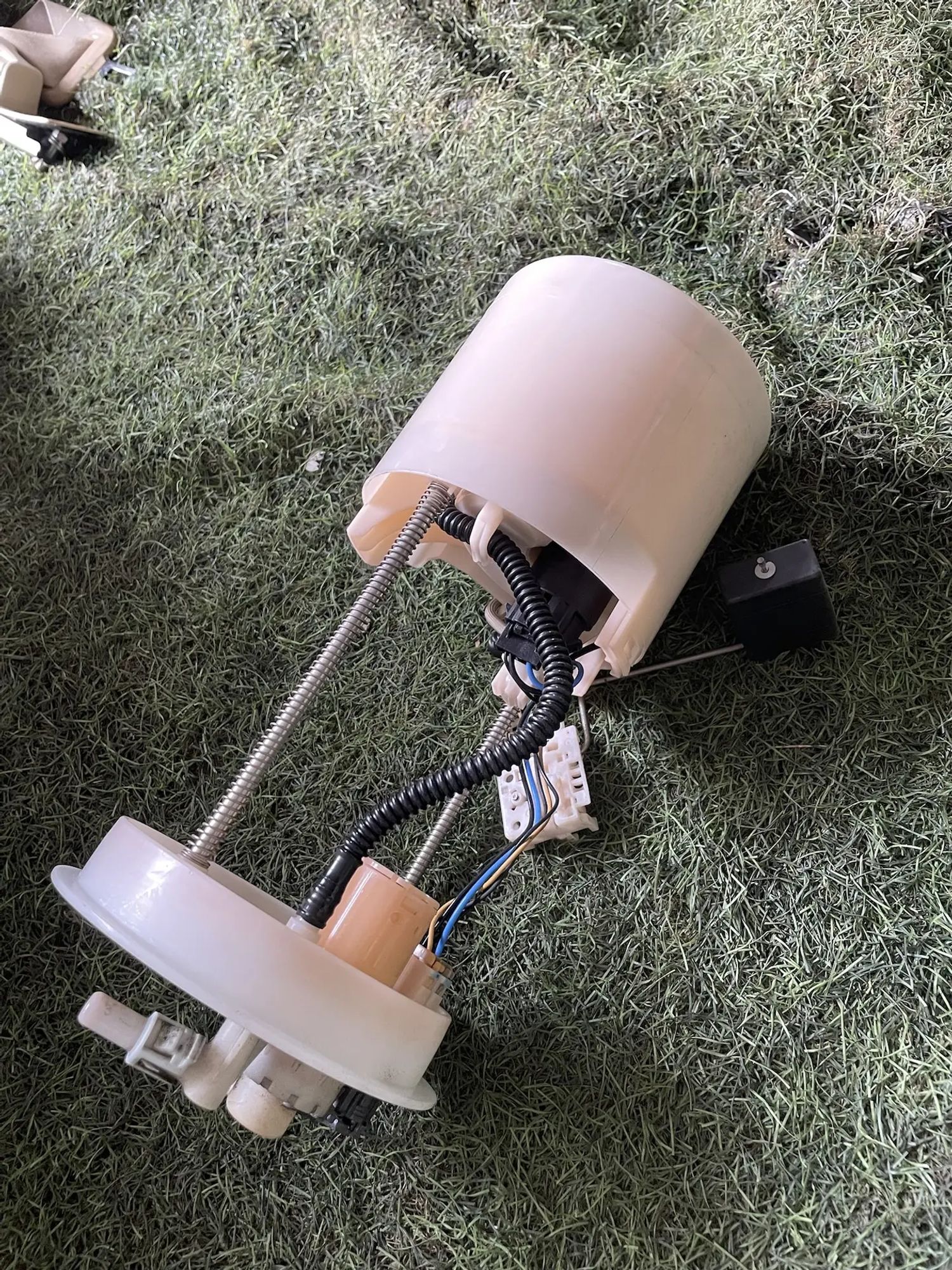 https://ycs.partsauto.market/partsauto-images/thmbs/userImages/772e461030aea93f4dbb6447c0f924d3/part/72fce1b2-d59b-474a-869c-f639b844f11b_1778667831651.jpg