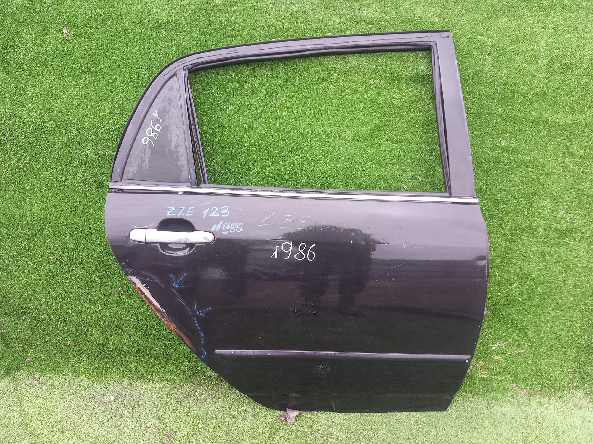 986 дверь B/R на TOYOTA COROLLA RUNX ZZE123, 10500 рублей, Невинномысск