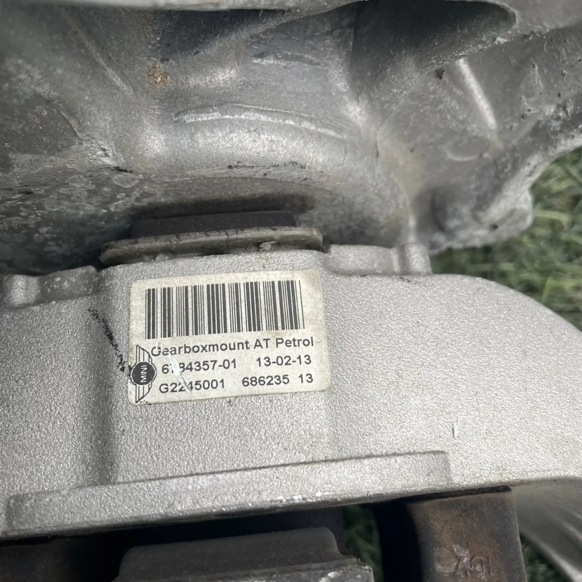 https://ycs.partsauto.market/partsauto-images/thmbs/userImages/772e461030aea93f4dbb6447c0f924d3/part/736435b4-6822-42ba-94f2-7bc38a98523f_1779192108792.jpg