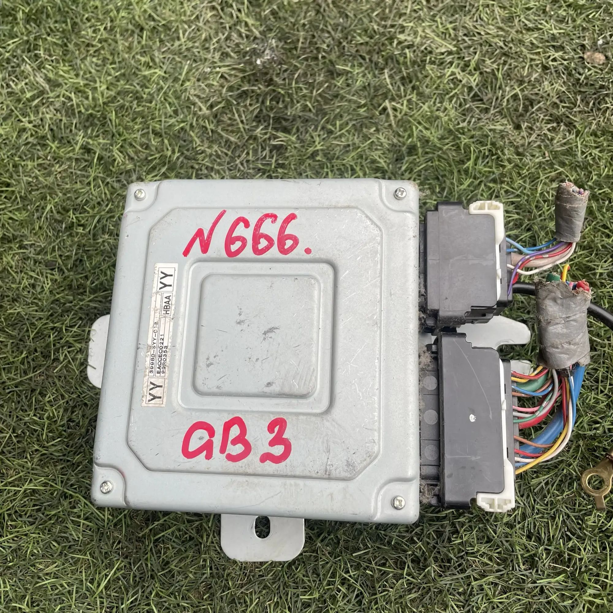 https://ycs.partsauto.market/partsauto-images/thmbs/userImages/772e461030aea93f4dbb6447c0f924d3/part/742d57c1-feca-4687-b8be-703a45e02bce_1779105851816.jpg