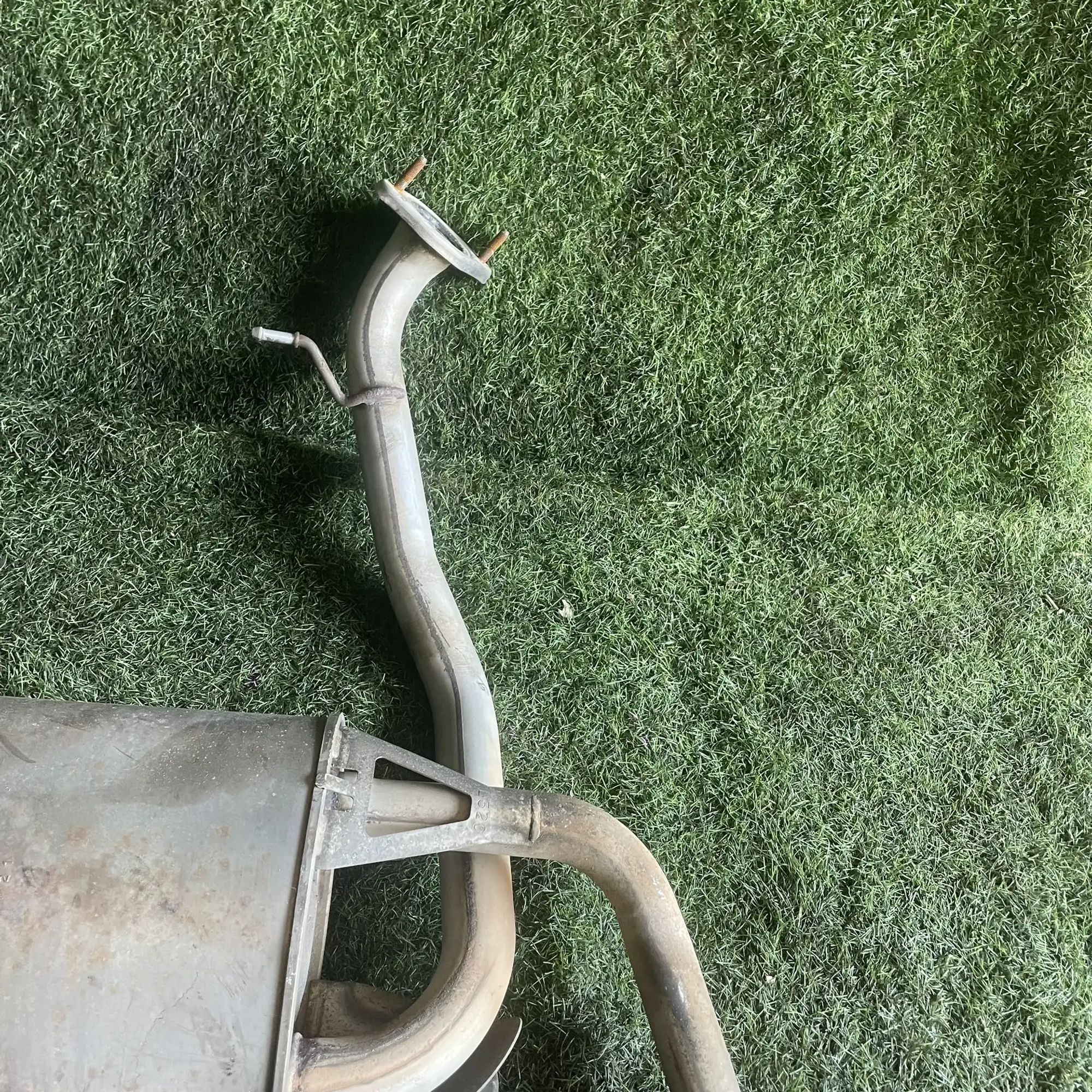 https://ycs.partsauto.market/partsauto-images/thmbs/userImages/772e461030aea93f4dbb6447c0f924d3/part/744821b7-32f2-45ab-904f-8d4ceb1732d1_1776769131392.jpg