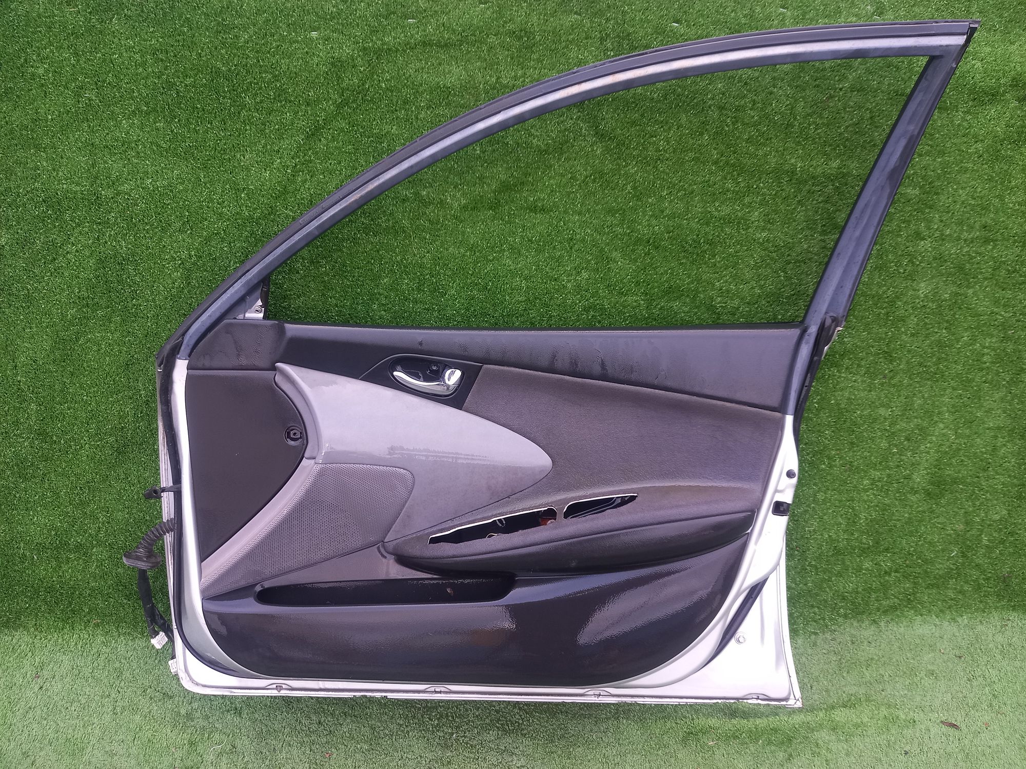 1643 дверь F/R на NISSAN PRIMERA P12, 9500 рублей, Невинномысск