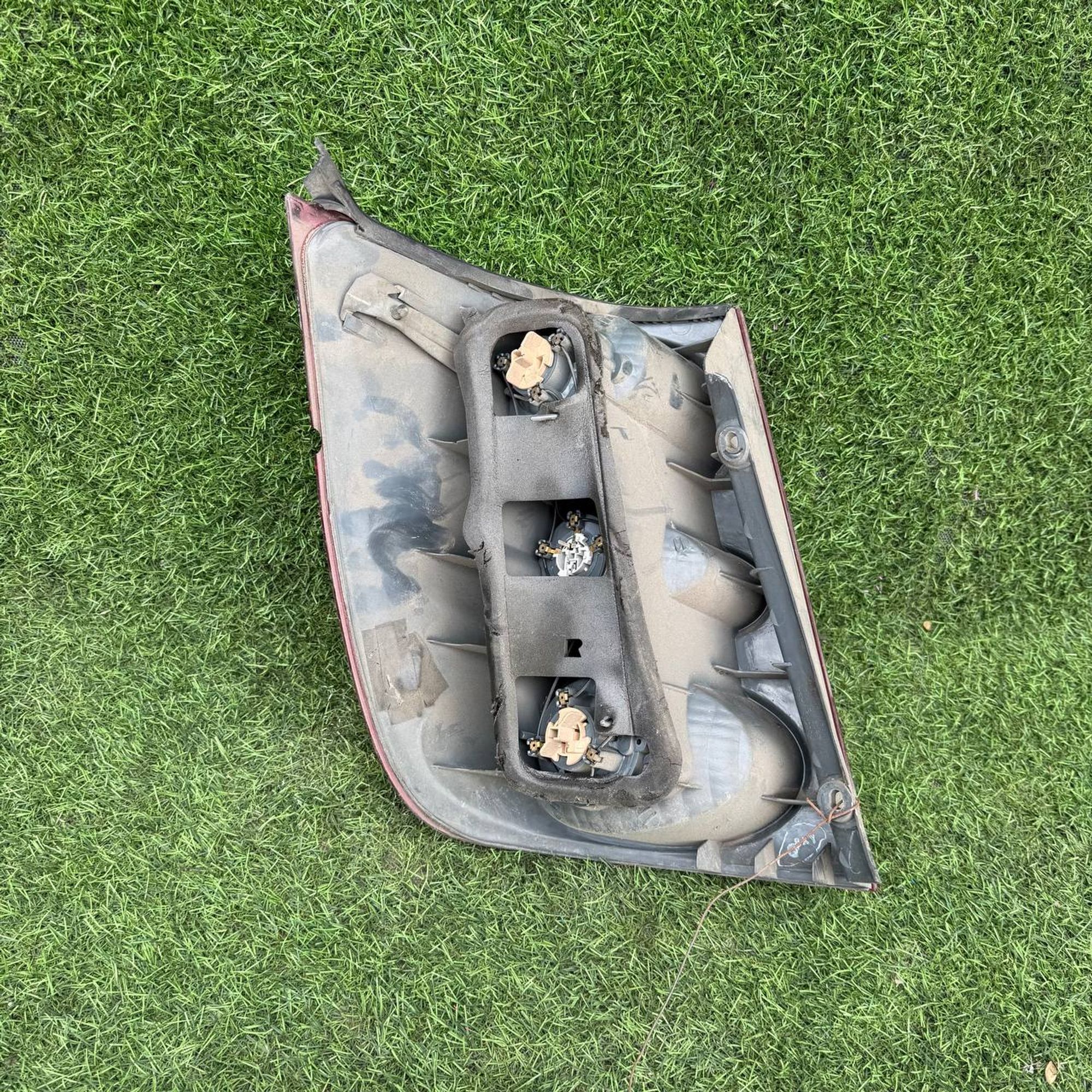 1074 Фонарь задний правый TOYOTA NADIA SXN10, 7500 рублей, Невинномысск