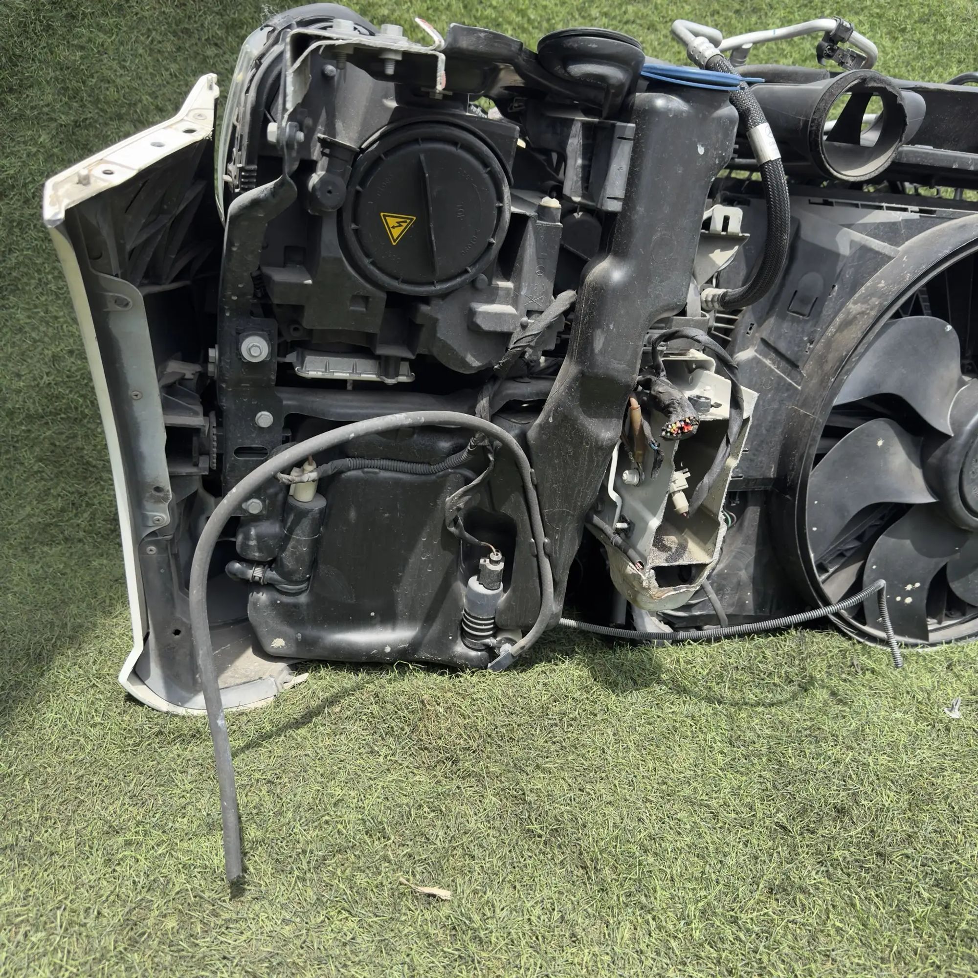 https://ycs.partsauto.market/partsauto-images/thmbs/userImages/772e461030aea93f4dbb6447c0f924d3/part/74f98ab0-788d-4703-a3e2-10ff32431a91_1778156535505.jpg
