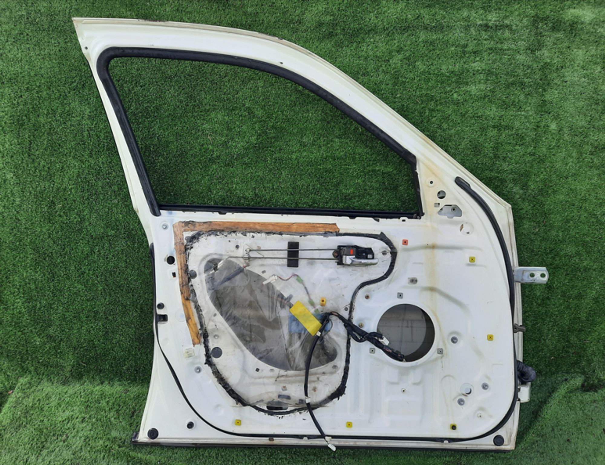 1509 дверь на TOYOTA CRESTA GX100, 12500 рублей, Невинномысск