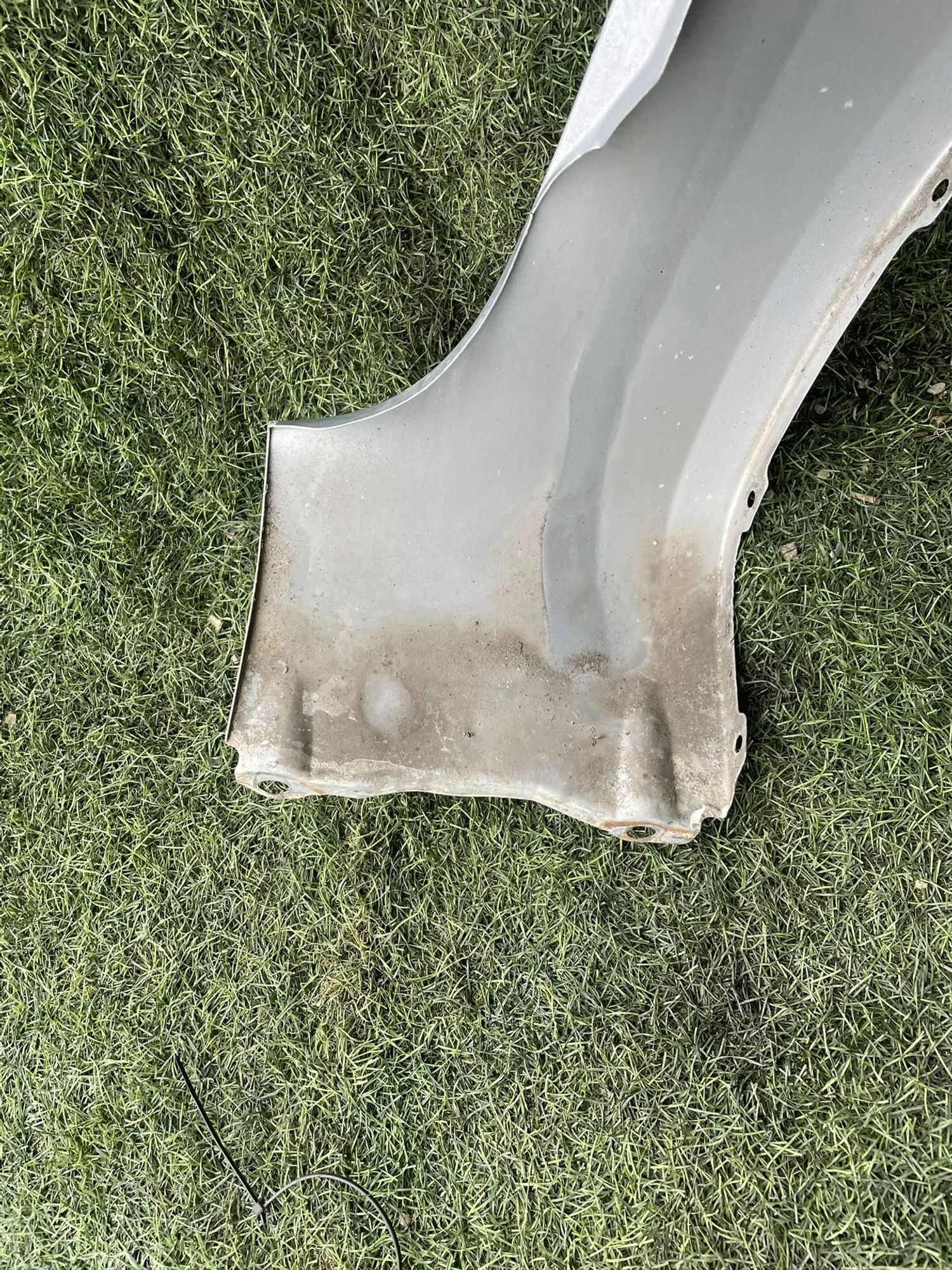 868 Крыло переднее левое Mitsubishi Colt Z25A 4G19 1.3 2002, 7000 рублей, Невинномысск