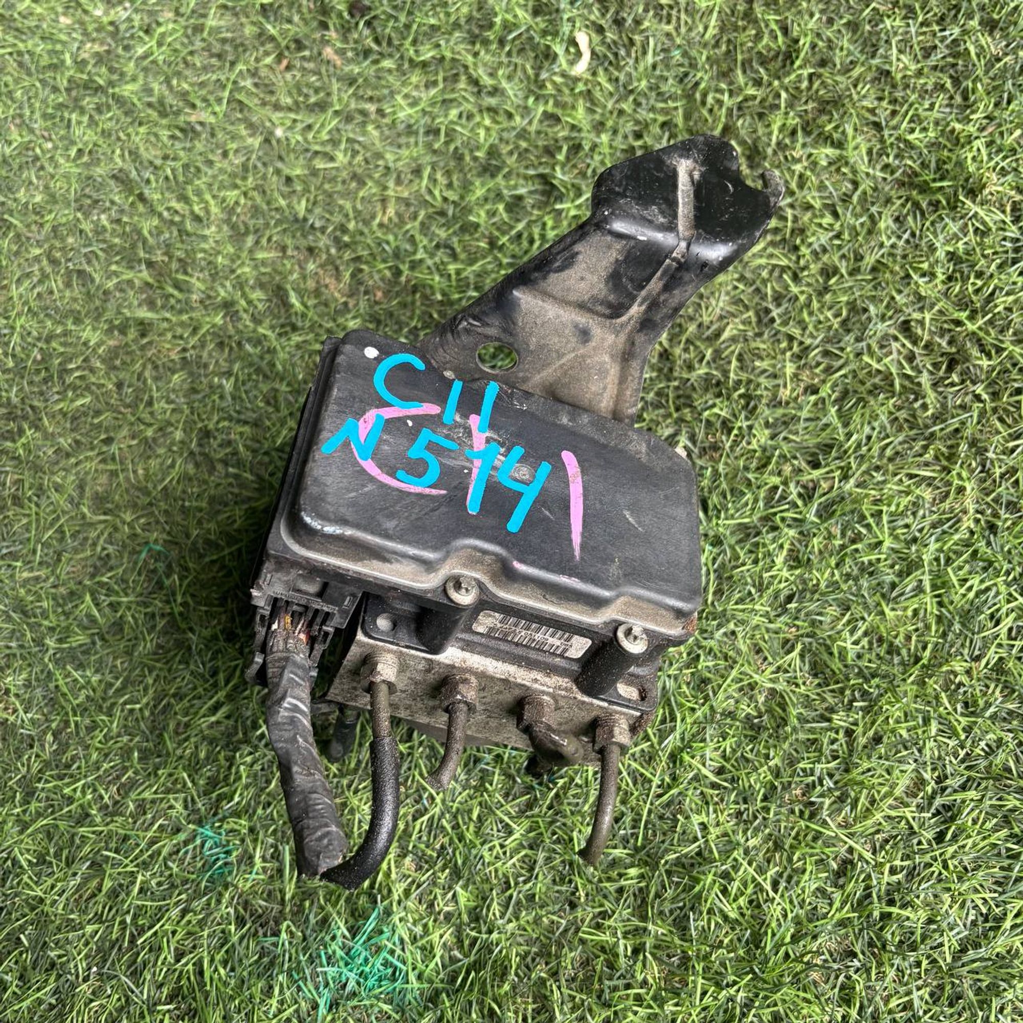 https://ycs.partsauto.market/partsauto-images/thmbs/userImages/772e461030aea93f4dbb6447c0f924d3/part/7592948f-d307-41bd-83f4-fd71a4b6c0de_1773838477362.jpg