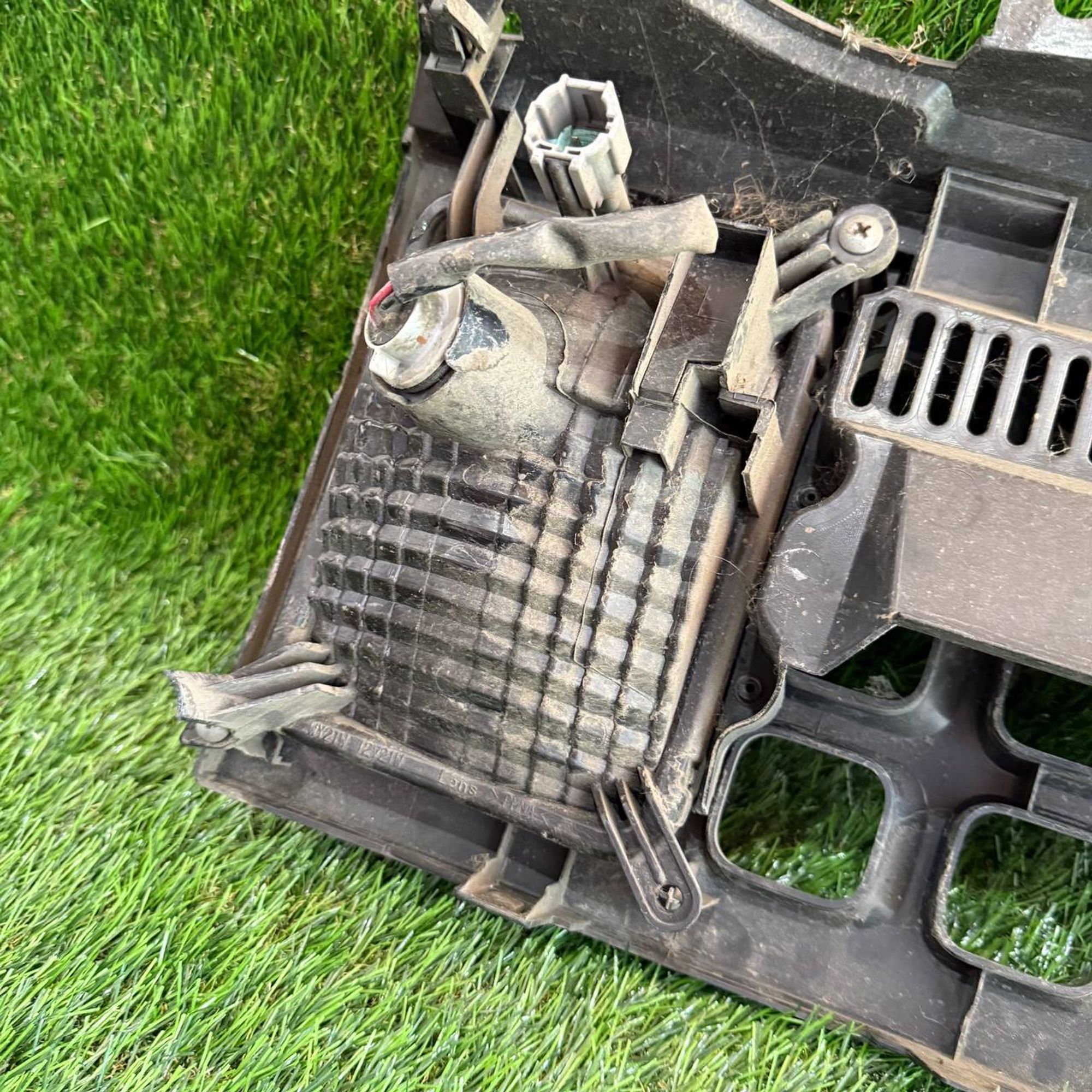 331 решетка радиатора  NISSAN CUBE Z11, 3000 рублей, Невинномысск