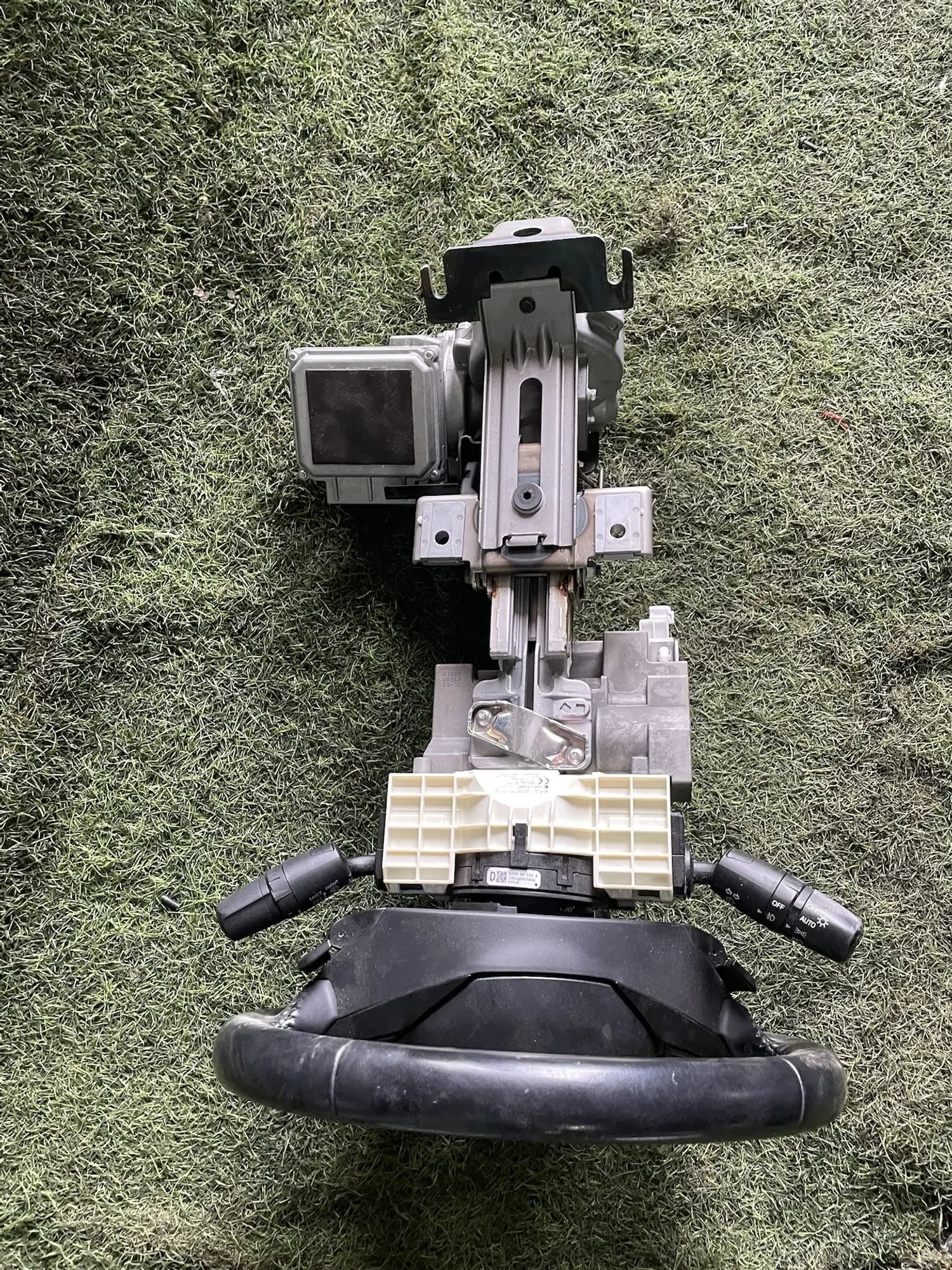 https://ycs.partsauto.market/partsauto-images/thmbs/userImages/772e461030aea93f4dbb6447c0f924d3/part/75cca50f-be7a-4669-8071-77851e310197_1778681730010.jpg