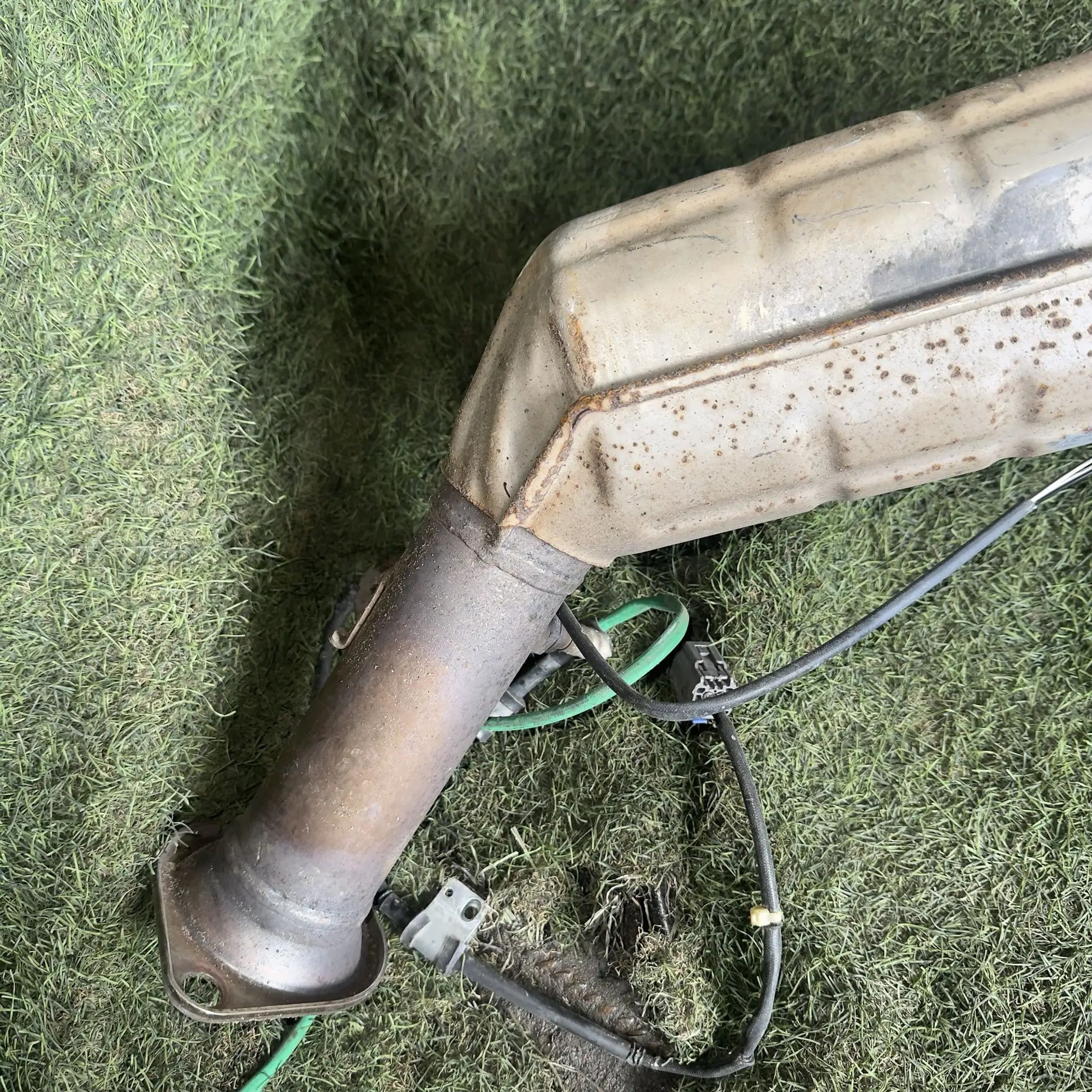 https://ycs.partsauto.market/partsauto-images/thmbs/userImages/772e461030aea93f4dbb6447c0f924d3/part/76869ef3-0651-4fac-a35a-4145b3ad2e7b_1778668477250.jpg