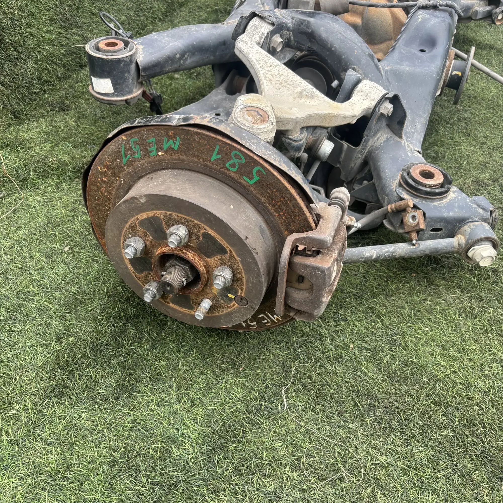 https://ycs.partsauto.market/partsauto-images/thmbs/userImages/772e461030aea93f4dbb6447c0f924d3/part/77199498-c589-4cff-938d-8fd72c01ab7a_1777016130188.jpg