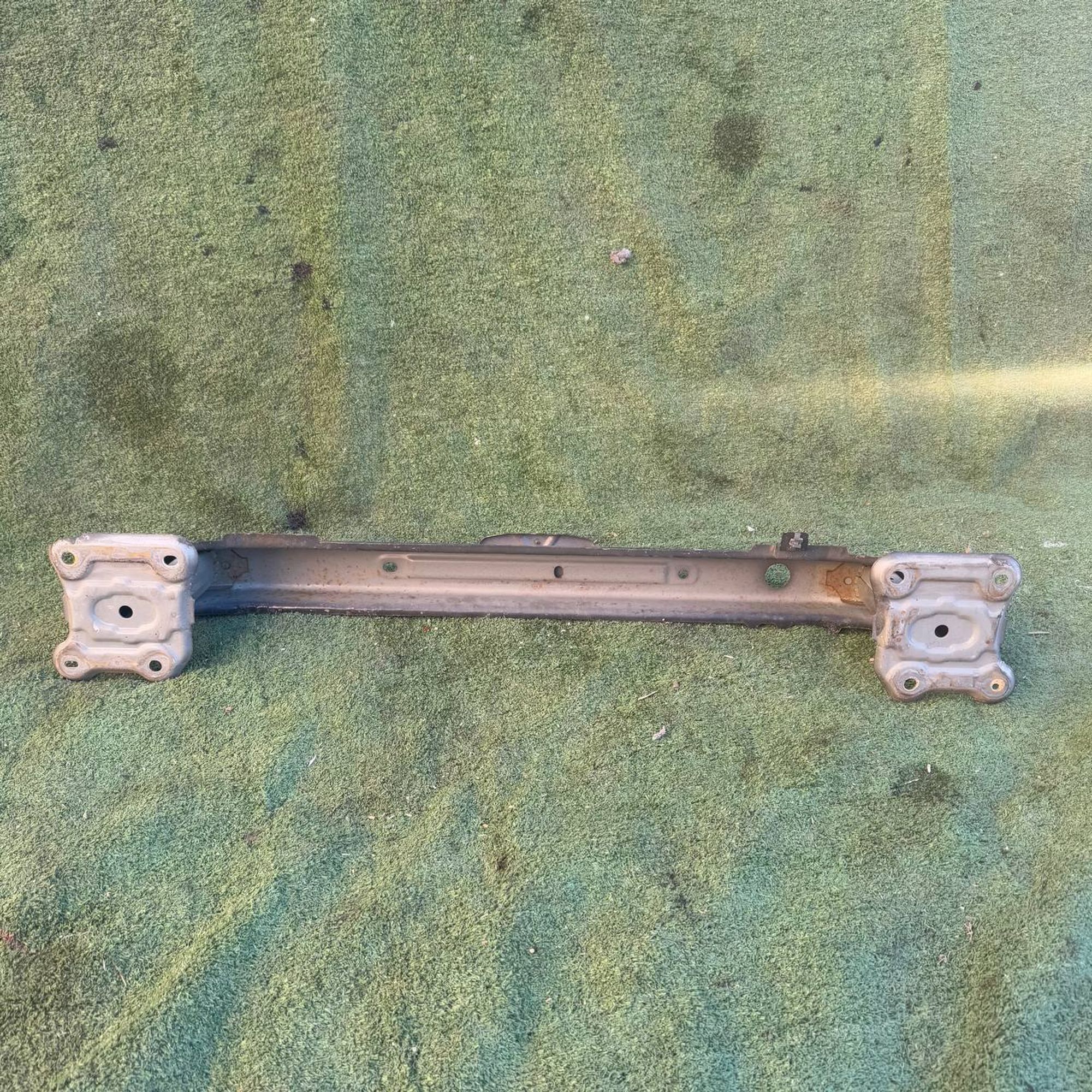 https://ycs.partsauto.market/partsauto-images/thmbs/userImages/772e461030aea93f4dbb6447c0f924d3/part/77568323-367b-4217-af43-d98a0ac08b43_1734703610517.jpg