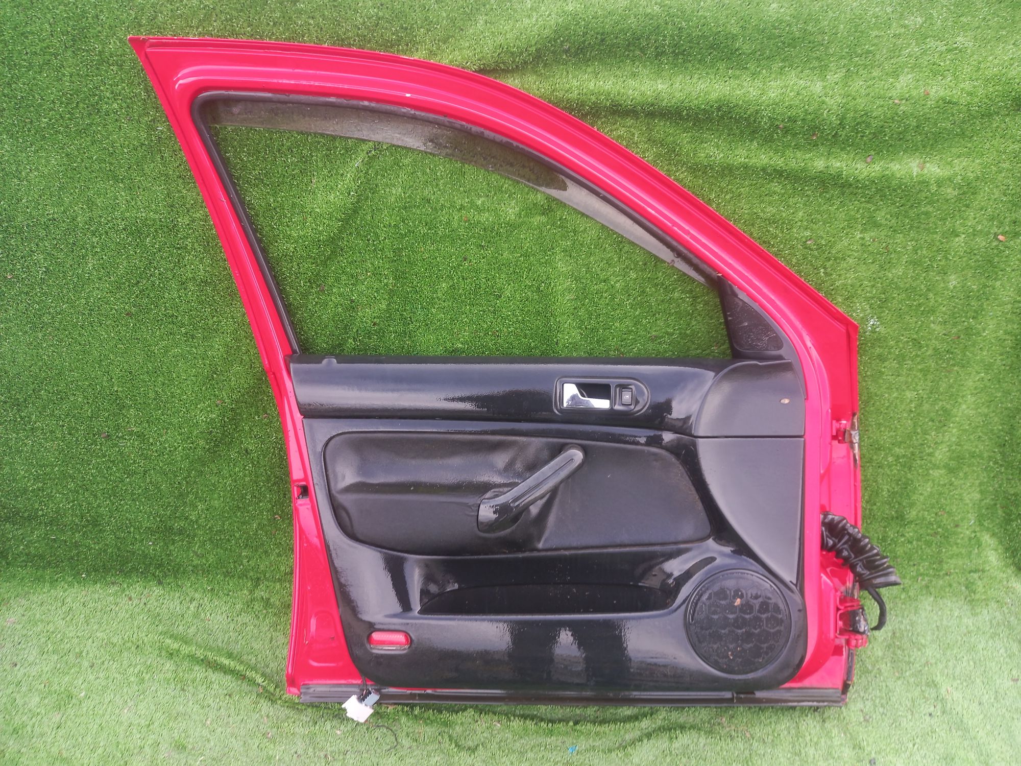 1790 дверь на VOLKSWAGEN GOLF 1J1, 4500 рублей, Невинномысск