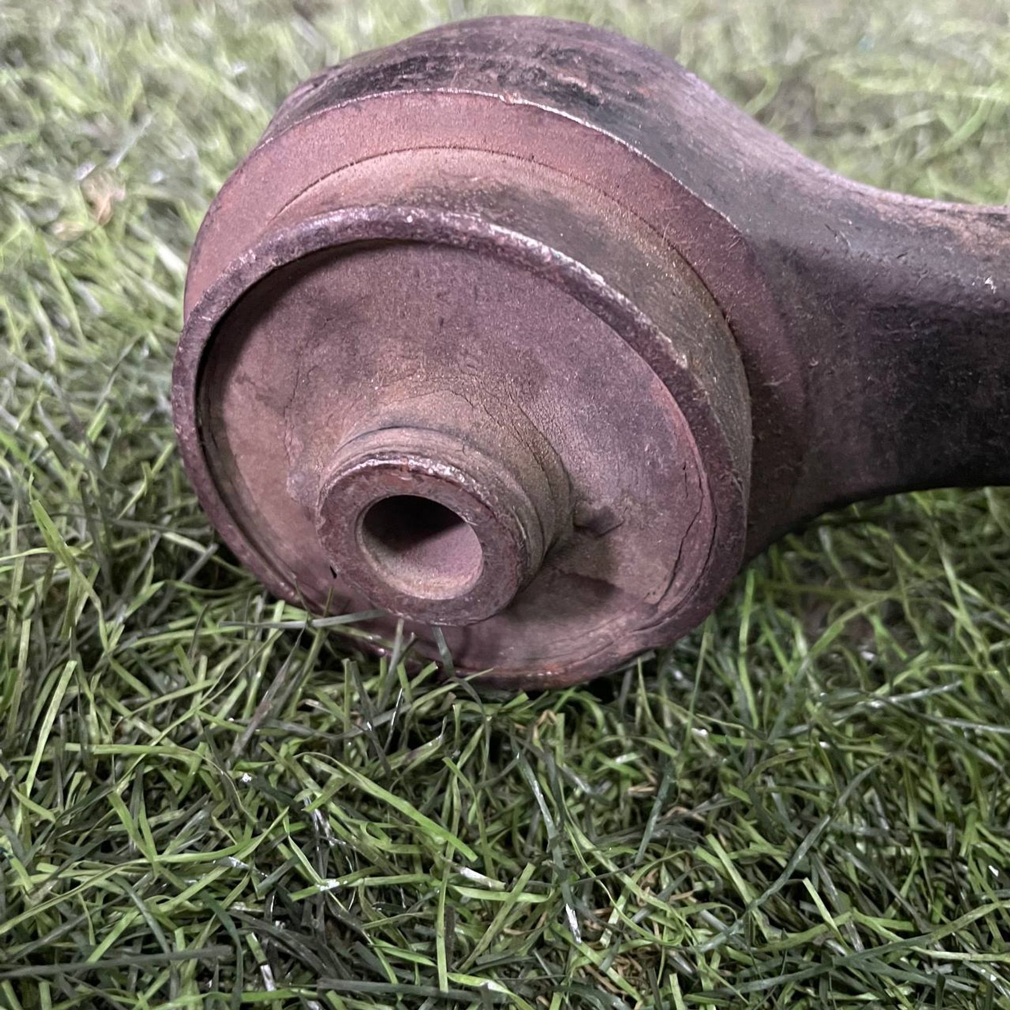 31 Рычаг передний левый нижний Mazda Atenza GG, 3000 рублей, Невинномысск