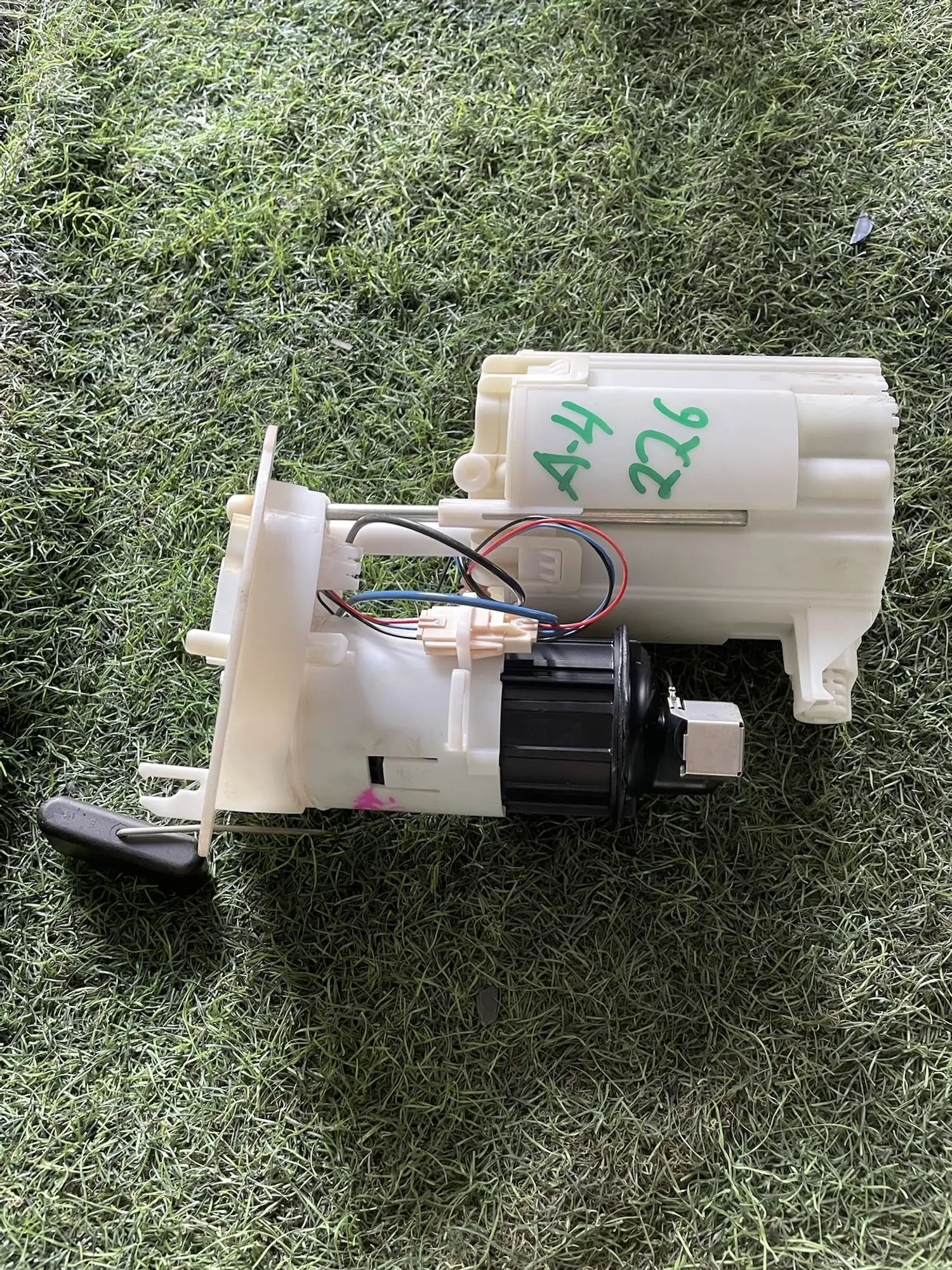 https://ycs.partsauto.market/partsauto-images/thmbs/userImages/772e461030aea93f4dbb6447c0f924d3/part/77a198b5-3d78-44ac-96a7-65cff82f018c_1778667446559.jpg