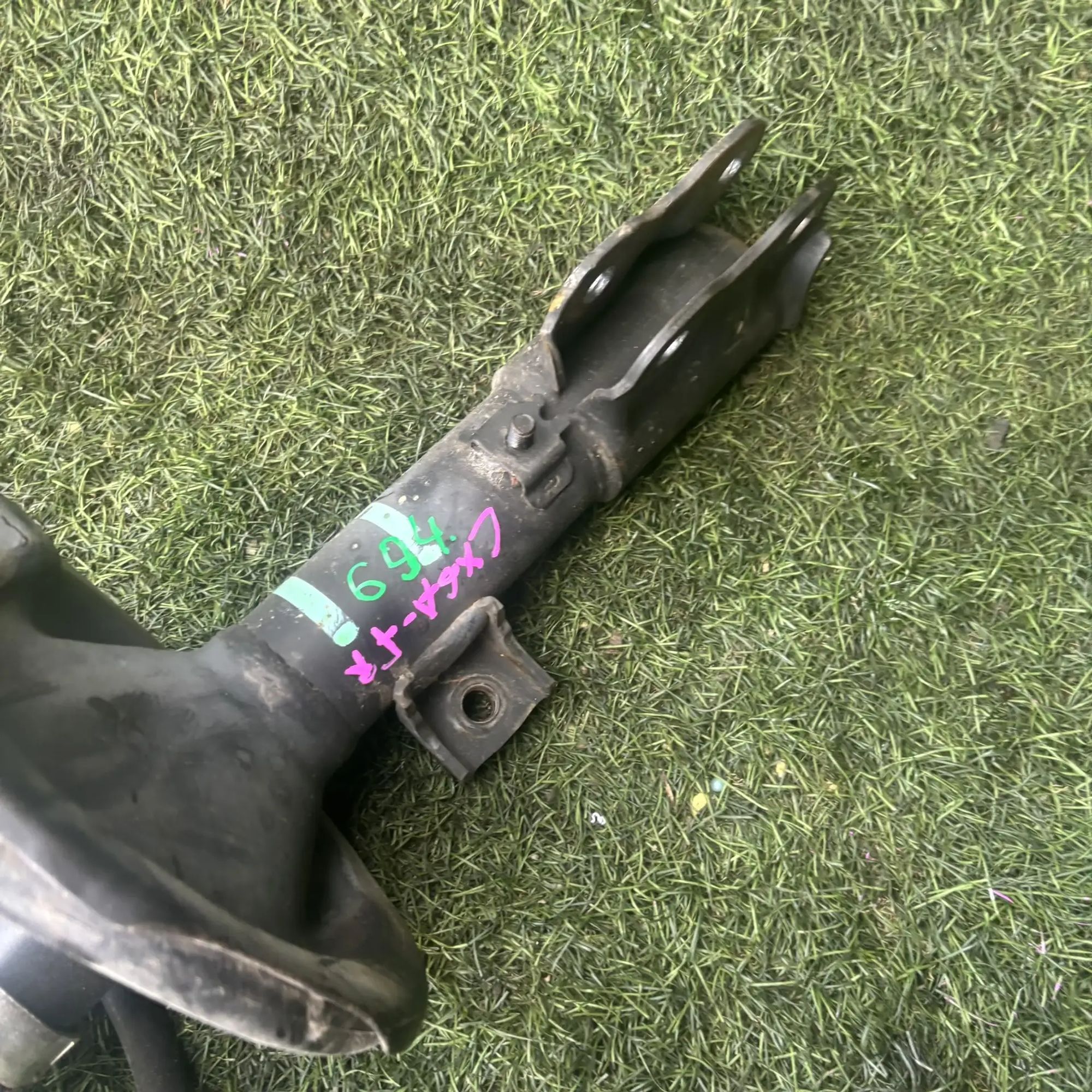 https://ycs.partsauto.market/partsauto-images/thmbs/userImages/772e461030aea93f4dbb6447c0f924d3/part/77ad1421-2242-46bb-9b81-bf00f22589fd_1776859843516.jpg