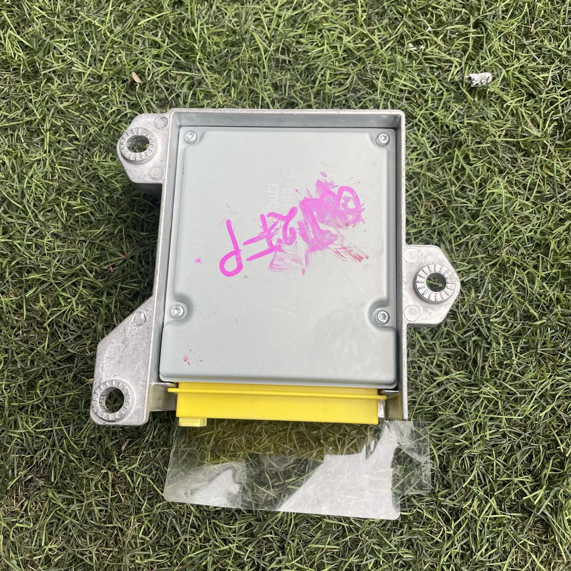 https://ycs.partsauto.market/partsauto-images/thmbs/userImages/772e461030aea93f4dbb6447c0f924d3/part/78140729-25c4-4f77-b1b5-5474abc3b347_1779104591968.jpg