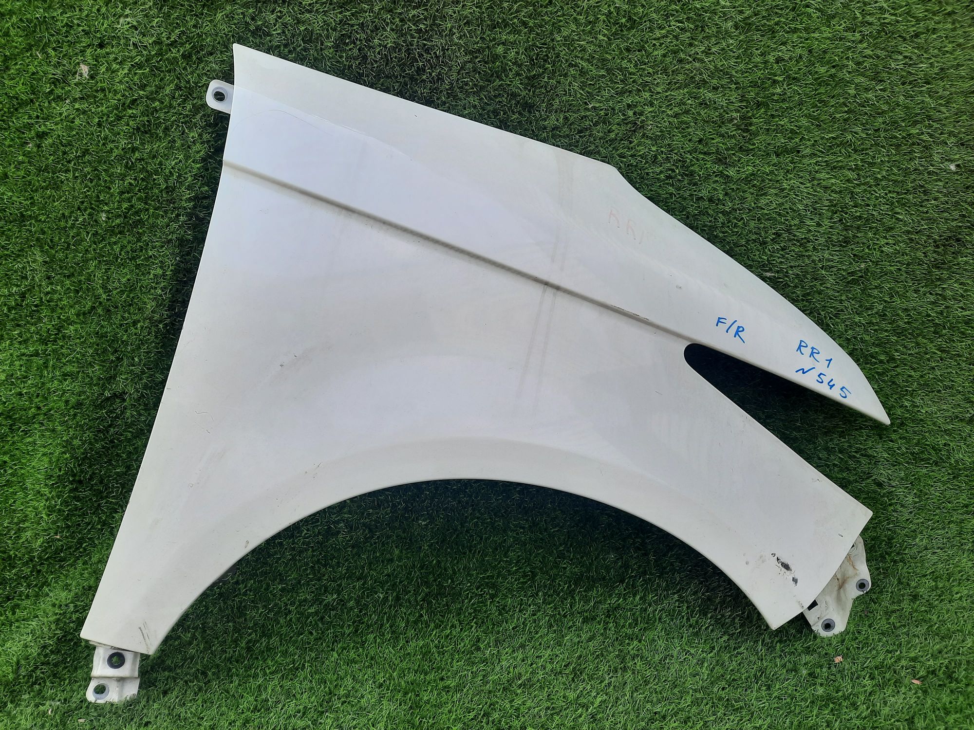 https://ycs.partsauto.market/partsauto-images/thmbs/userImages/772e461030aea93f4dbb6447c0f924d3/part/782db90d-1d50-4b77-8180-7da614687550_1716275971702.jpg