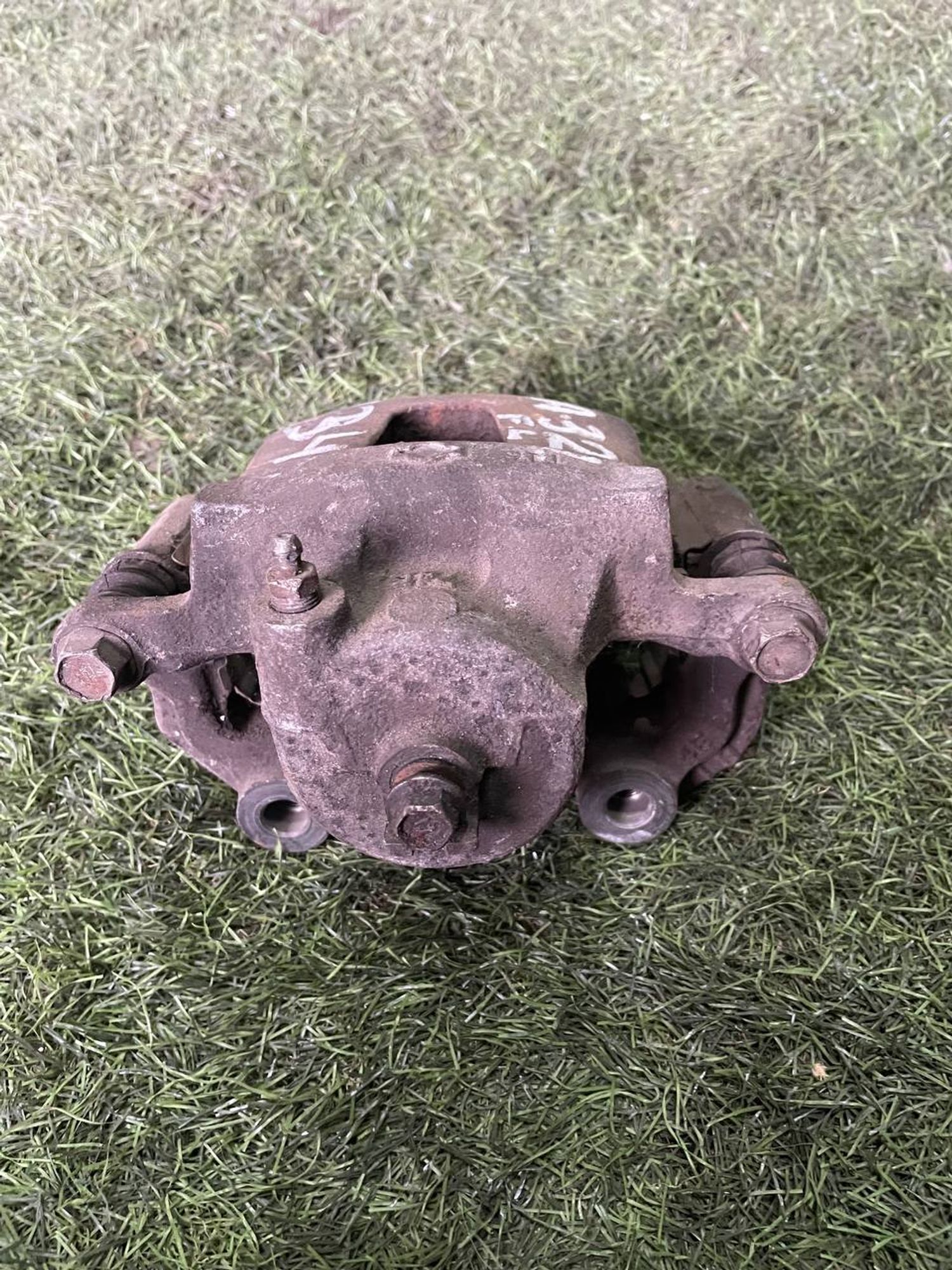 434 Суппорт тормозной передний левый NISSAN CEFIRO A32, 3000 рублей, Невинномысск