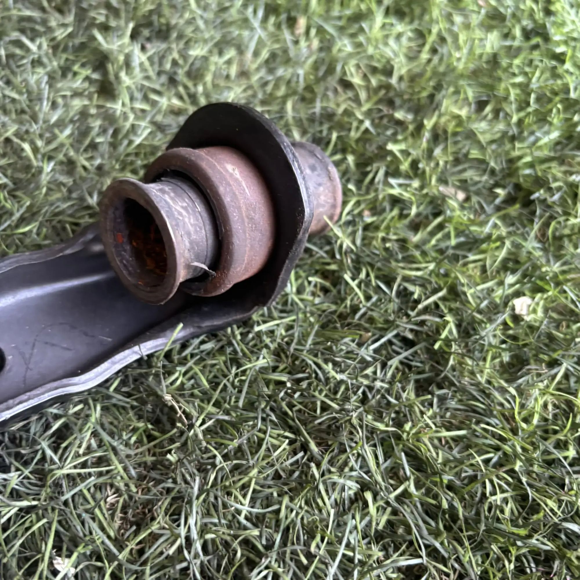 https://ycs.partsauto.market/partsauto-images/thmbs/userImages/772e461030aea93f4dbb6447c0f924d3/part/785e8e4c-f216-4ee1-bf1b-e10d3603ed1d_1777098013065.jpg