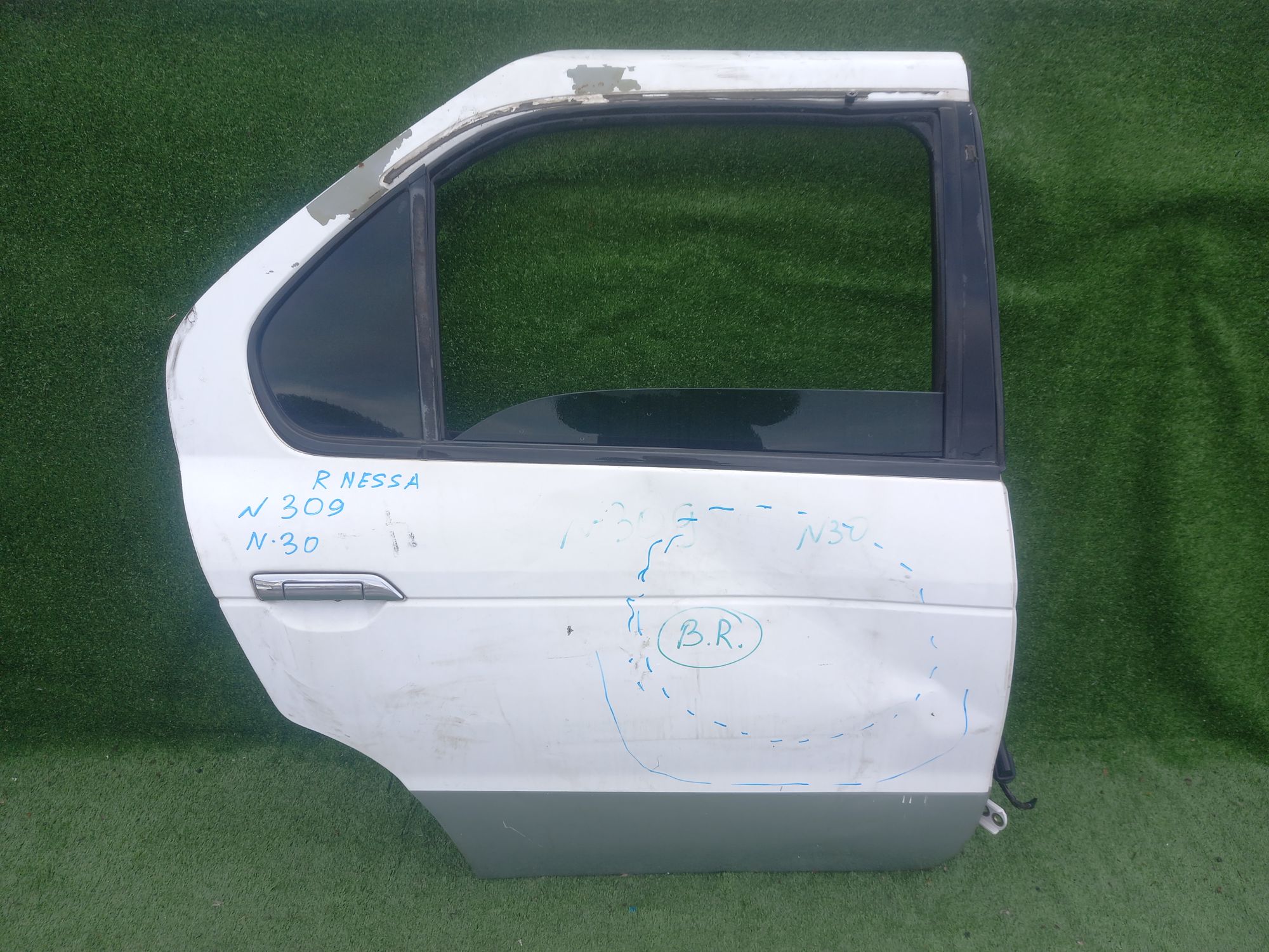 309 дверь на NISSAN RNESSA N30, 8500 рублей, Невинномысск