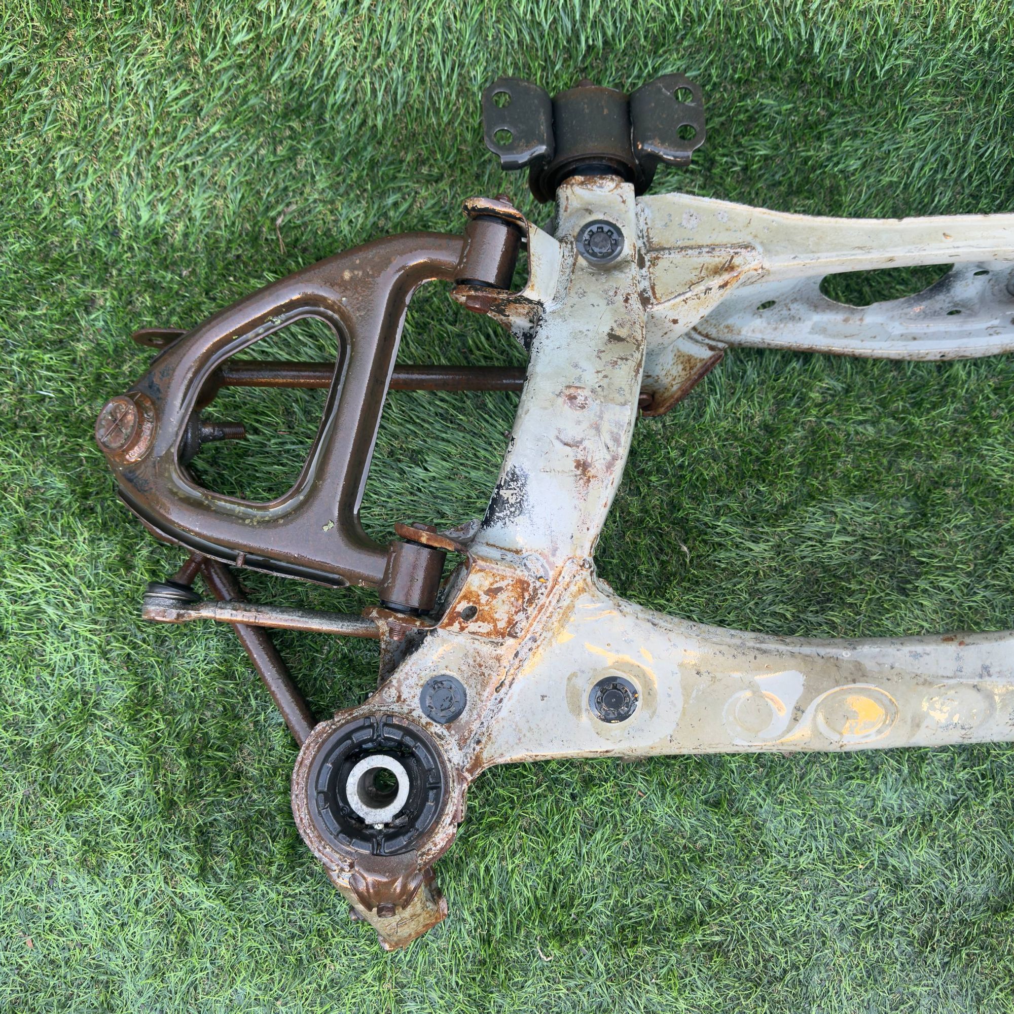 104 Подрамник задний TOYOTA MARK II GX90, 1 рублей, Невинномысск