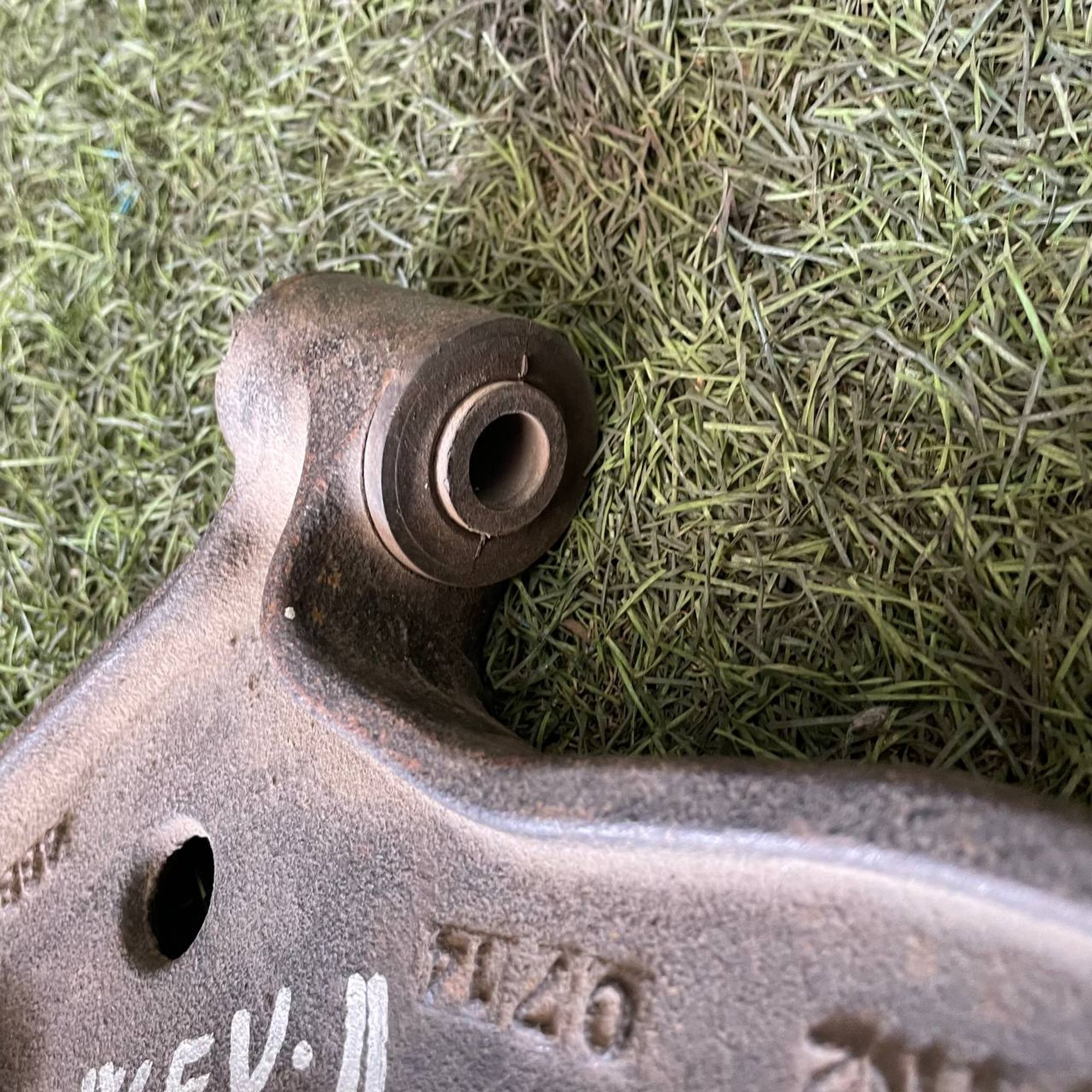 243 Рычаг передний левый нижний NISSAN WINGROAD WFY10, 3500 рублей, Невинномысск