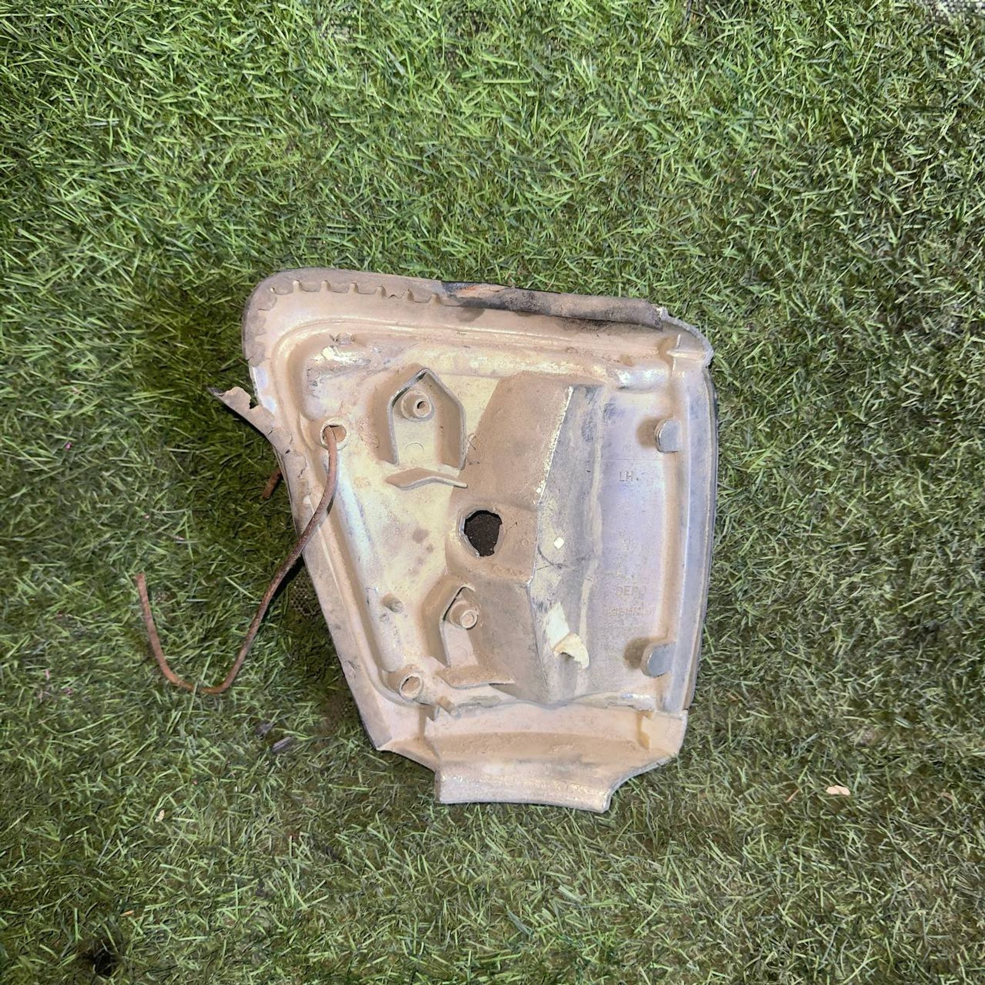 1010 Фонарь габаритный левый TOYOTA SURF LN130, 3500 рублей, Невинномысск