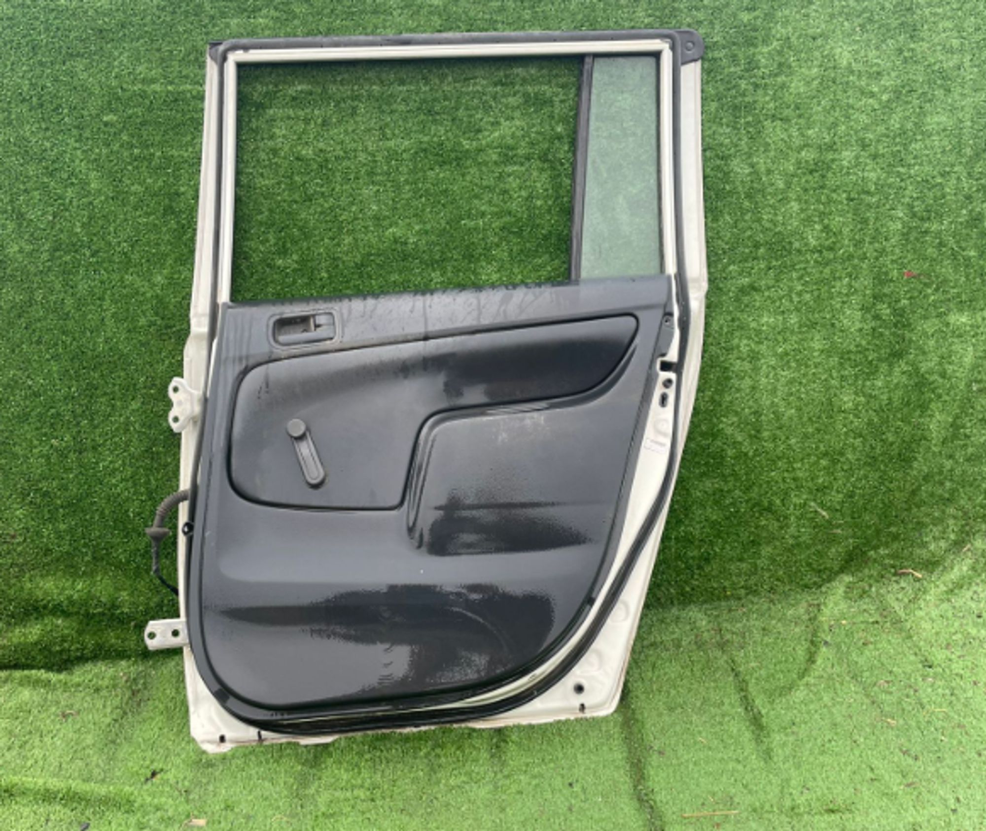 2076 дверь на TOYOTA PROBOX NCP51, 9500 рублей, Невинномысск