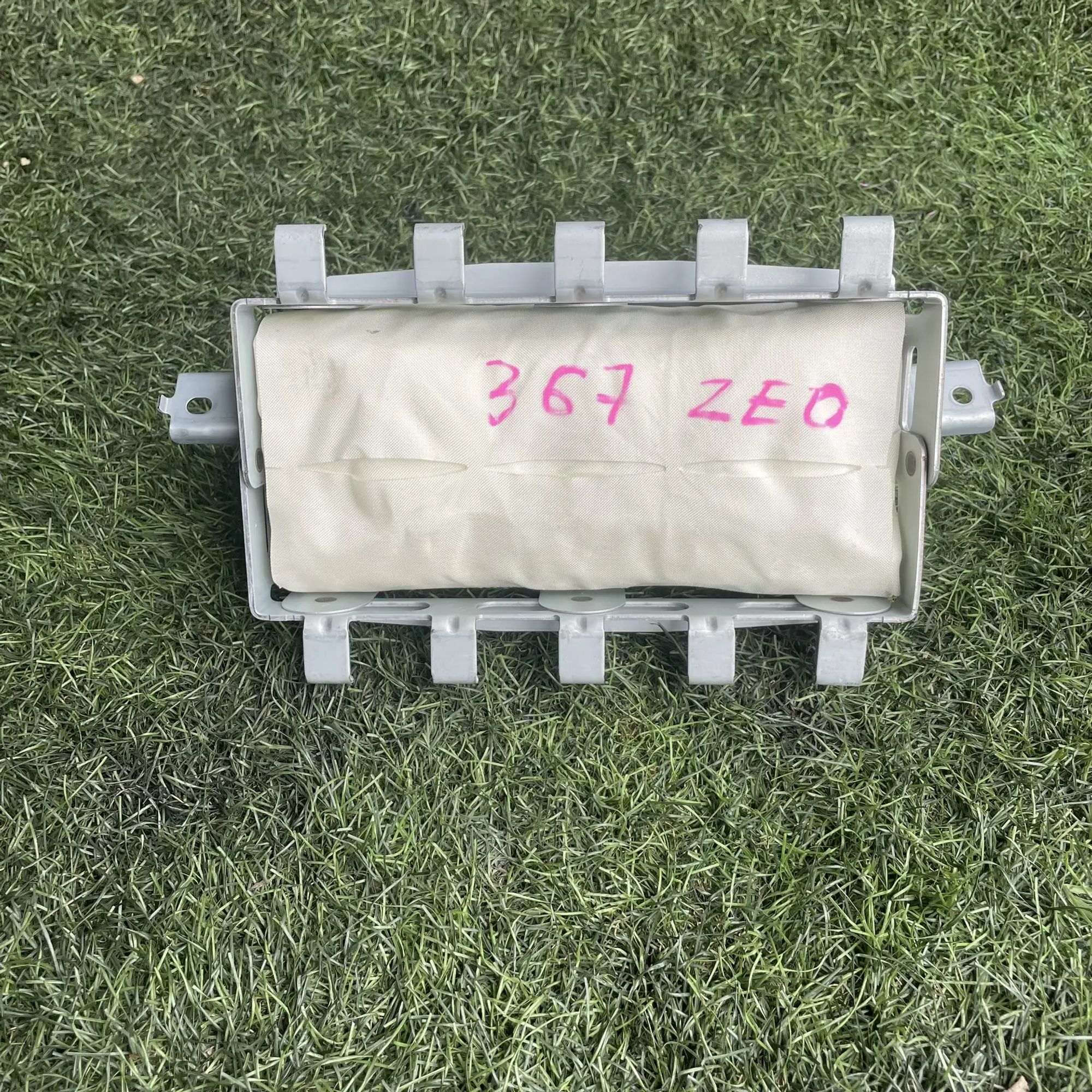 https://ycs.partsauto.market/partsauto-images/thmbs/userImages/772e461030aea93f4dbb6447c0f924d3/part/7a667c94-3a7f-4889-99e5-7479c8292aec_1776665678837.jpg