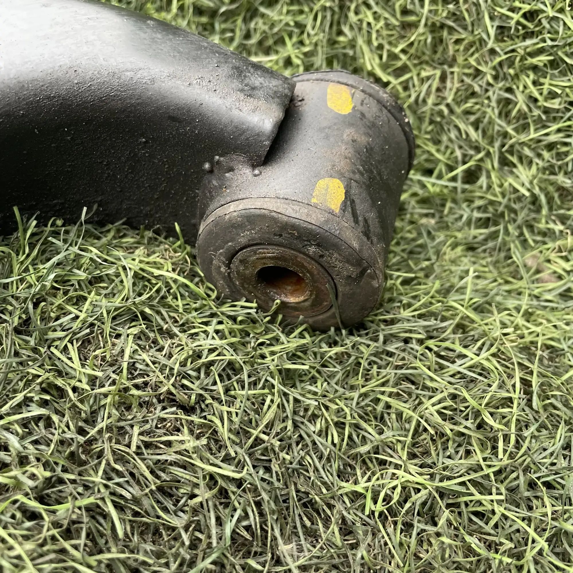 https://ycs.partsauto.market/partsauto-images/thmbs/userImages/772e461030aea93f4dbb6447c0f924d3/part/7a67d6f0-af0d-40f2-81e8-64fc594b3074_1779256897732.jpg