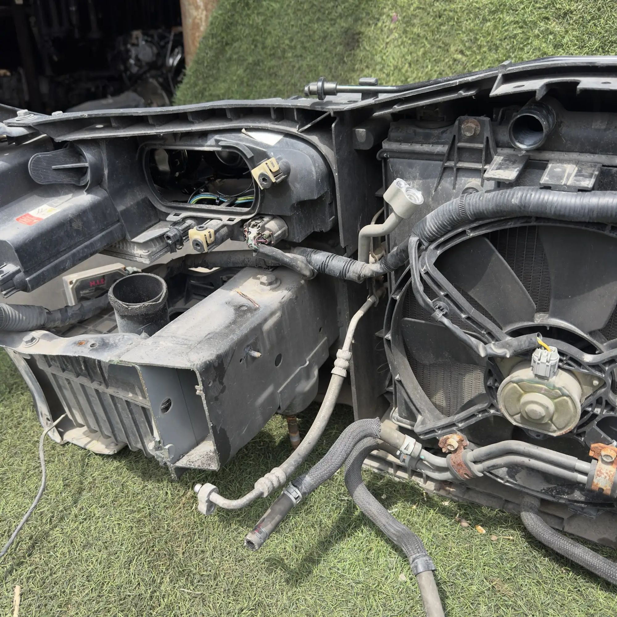 https://ycs.partsauto.market/partsauto-images/thmbs/userImages/772e461030aea93f4dbb6447c0f924d3/part/7a85cfb5-b48a-4c24-9222-e38e91cb4ad7_1778156184025.jpg
